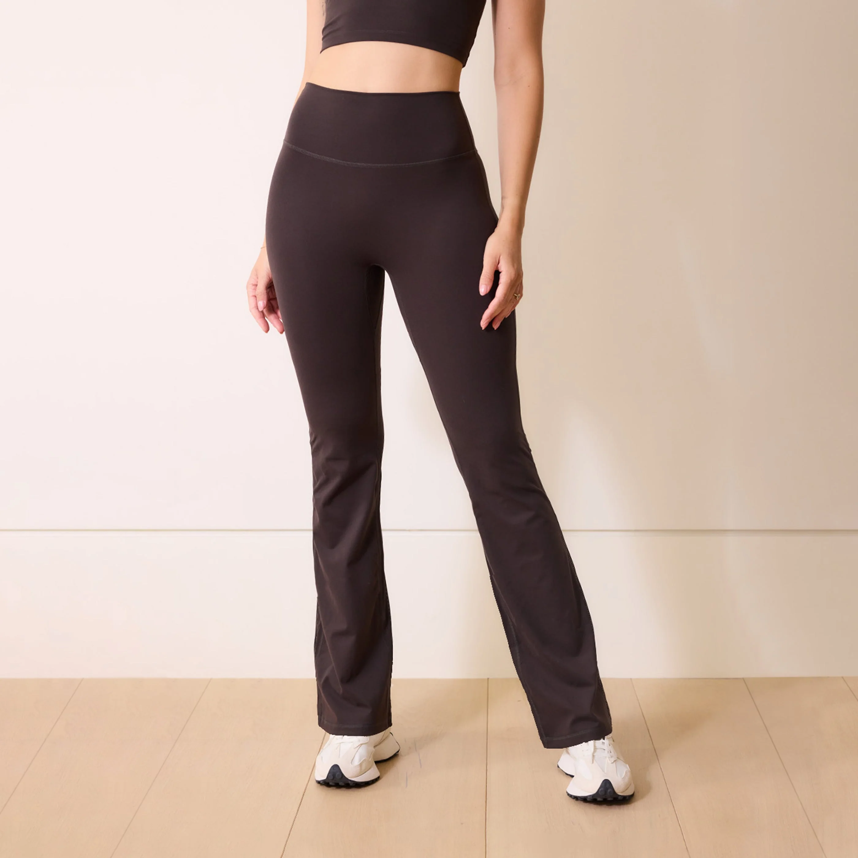 24/7 Revitalise Flare Leggings - Black Coffee - Image 6