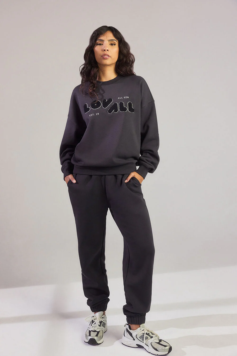 Organic Oversized Sweatshirt Style 2 - Shadow - Image 6