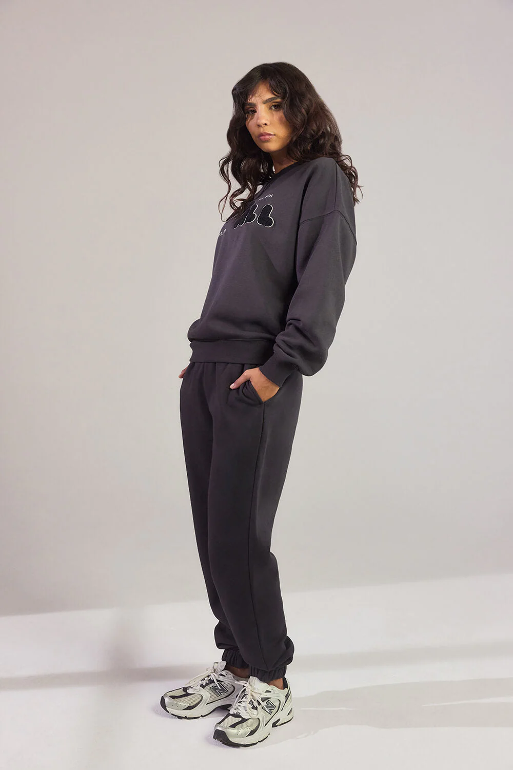 Organic Oversized Sweatshirt Style 2 - Shadow - Image 7