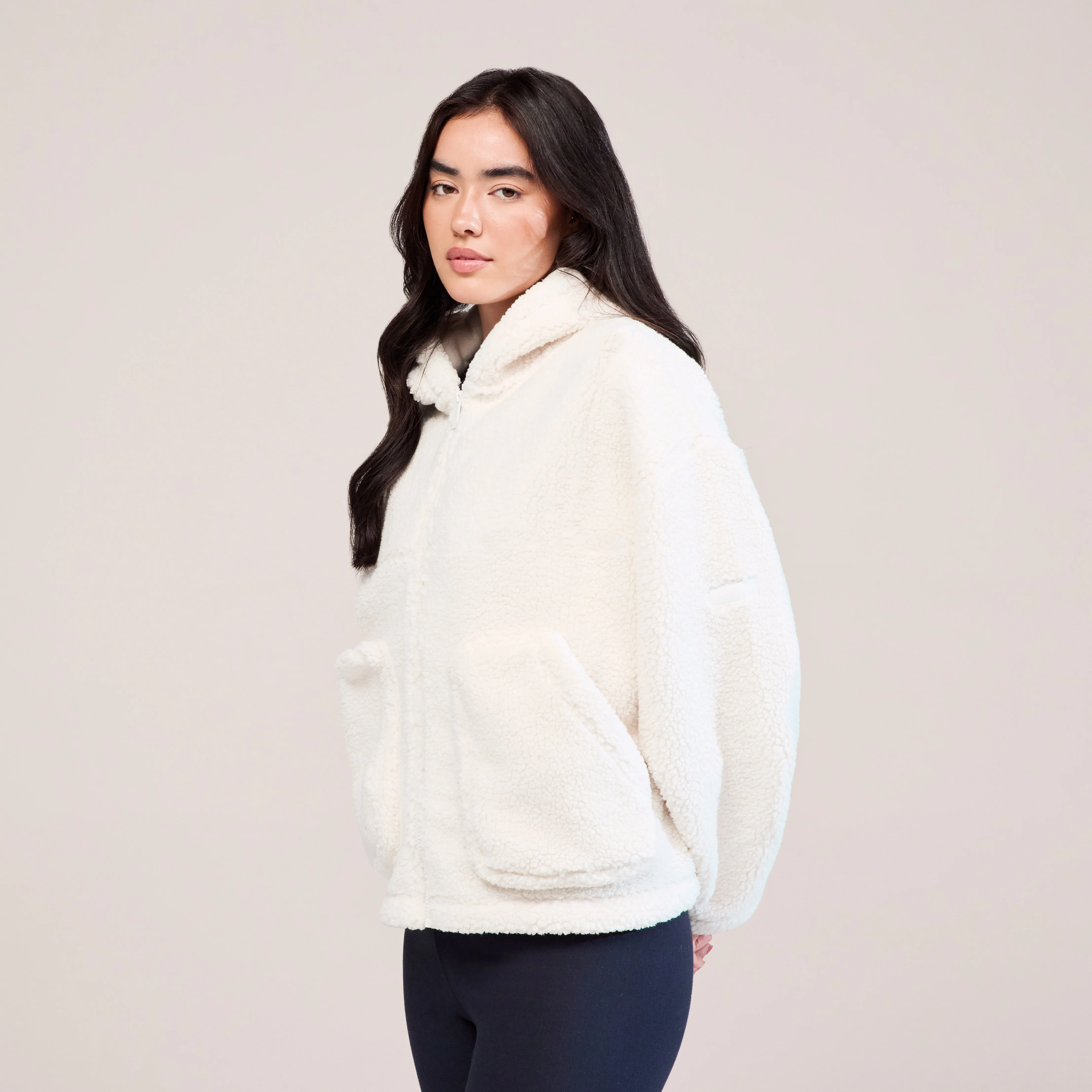 Borg Fleece - Snow White - Image 5