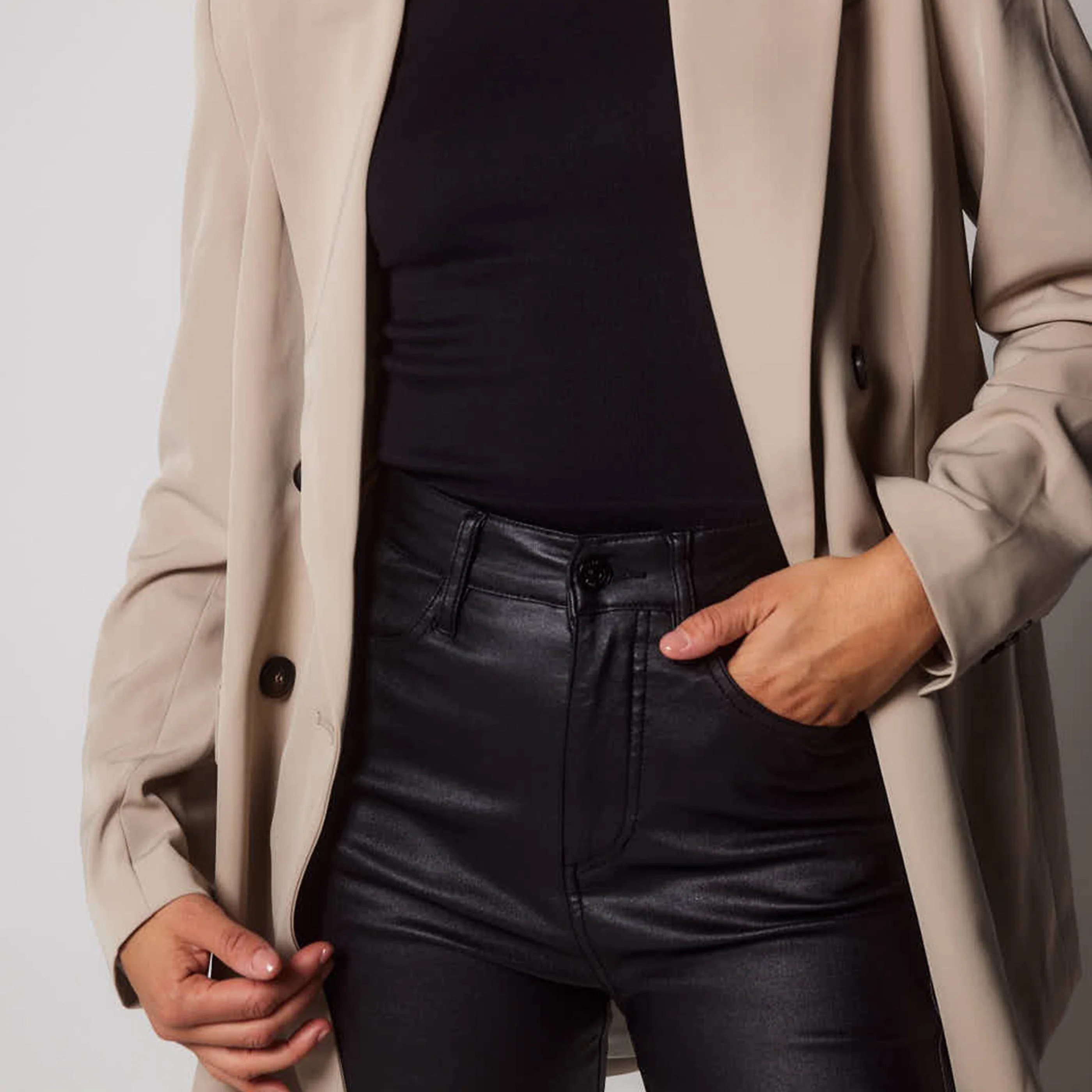 Coated Jeans - Black - Image 4