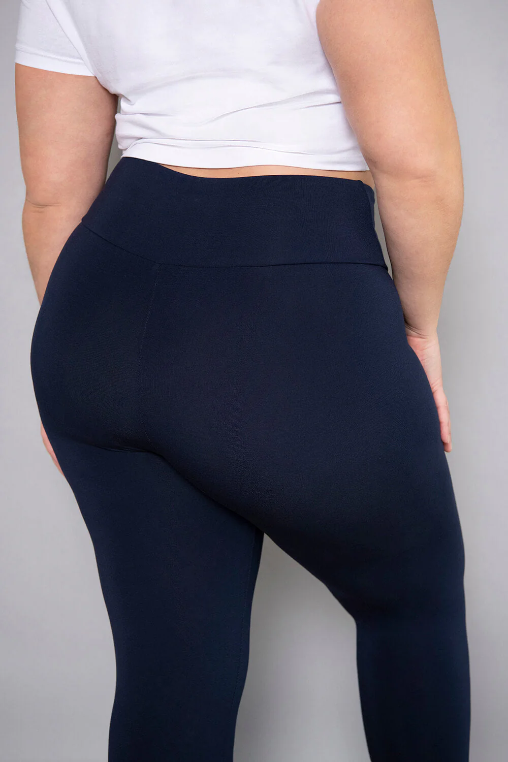 Cropped Lightweight Leggings - Navy - Image 6