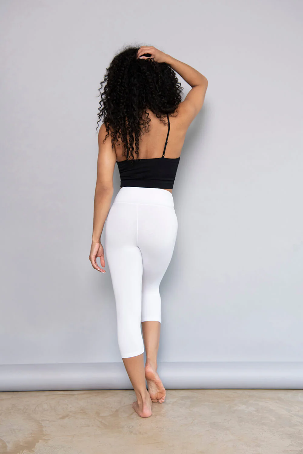 Cropped Lightweight Leggings - White - Image 6