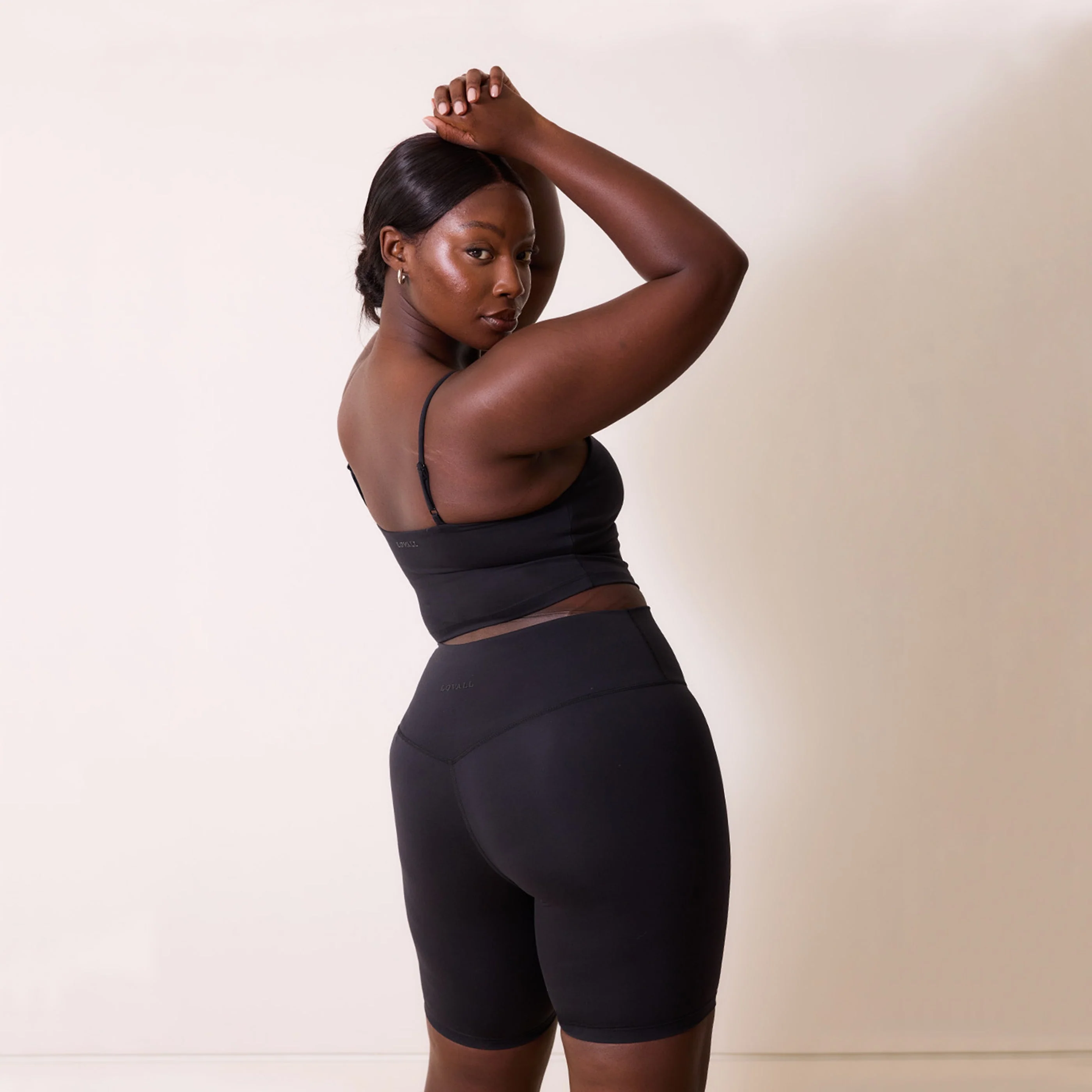 Curve 24/7 Revitalise Cycling Shorts - Midnight Black - Image 5