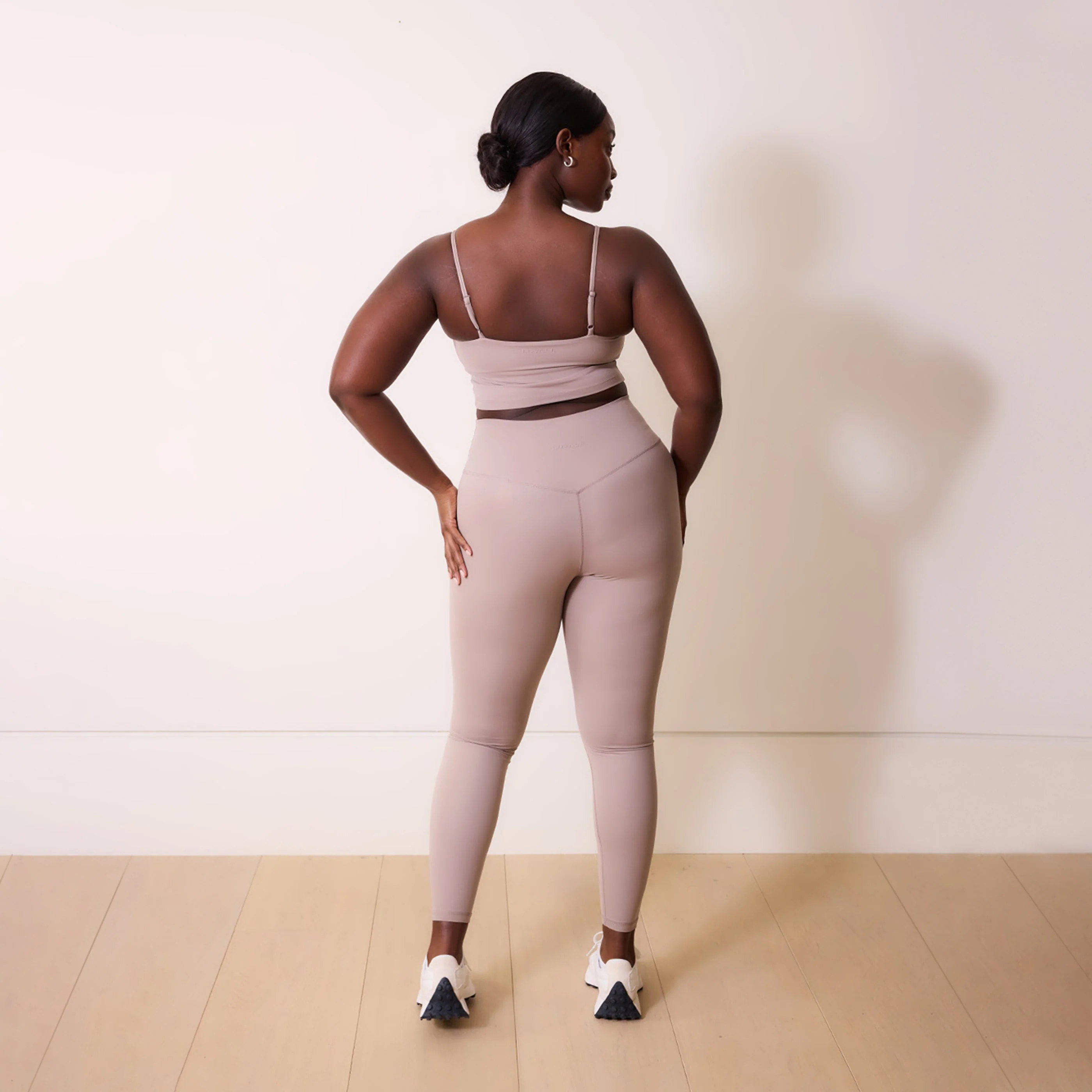 Curve 24/7 Revitalise High Waisted Leggings - Clay - Image 2