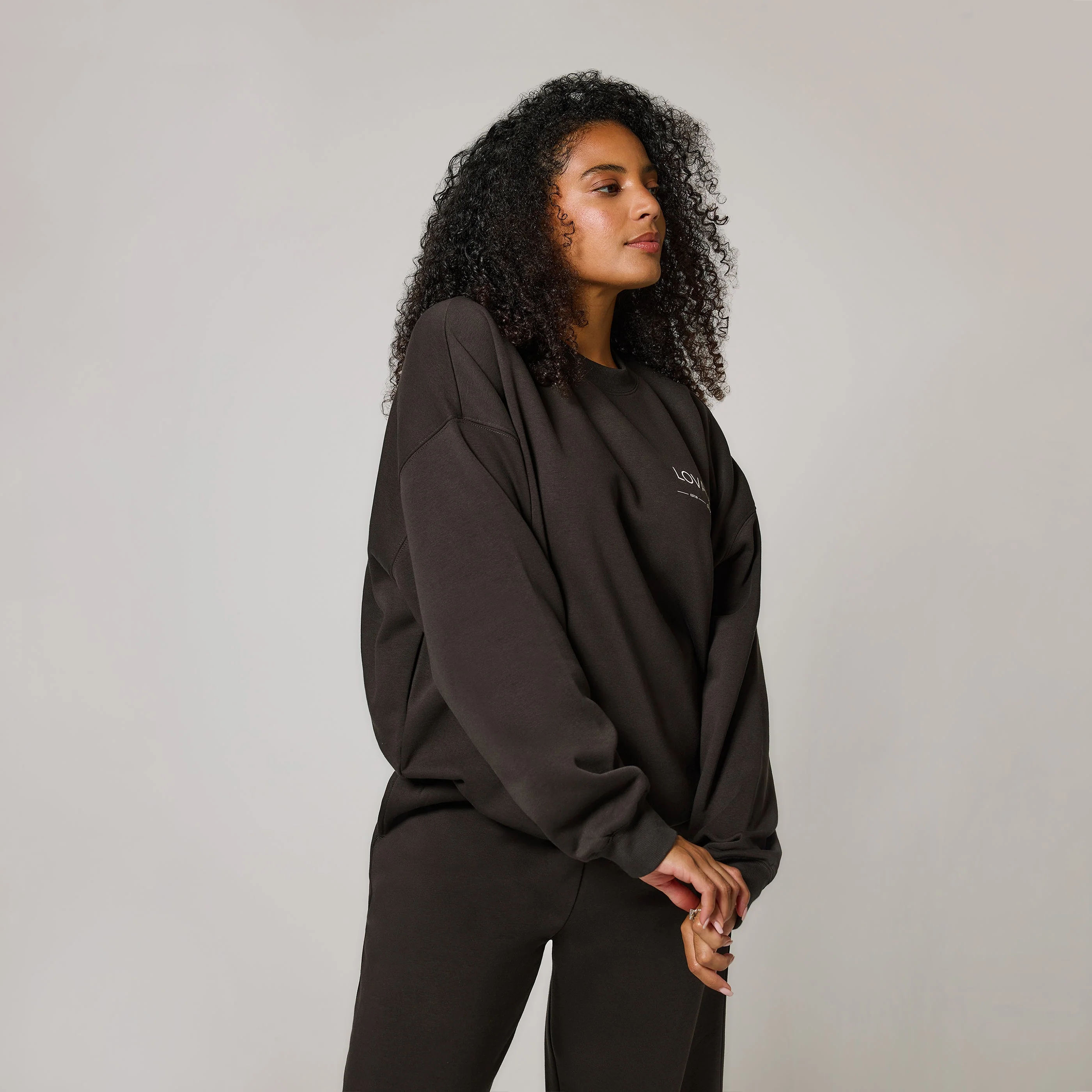 Curve Organic Oversized Sweatshirt Style 3 - Black Coffee - Image 4