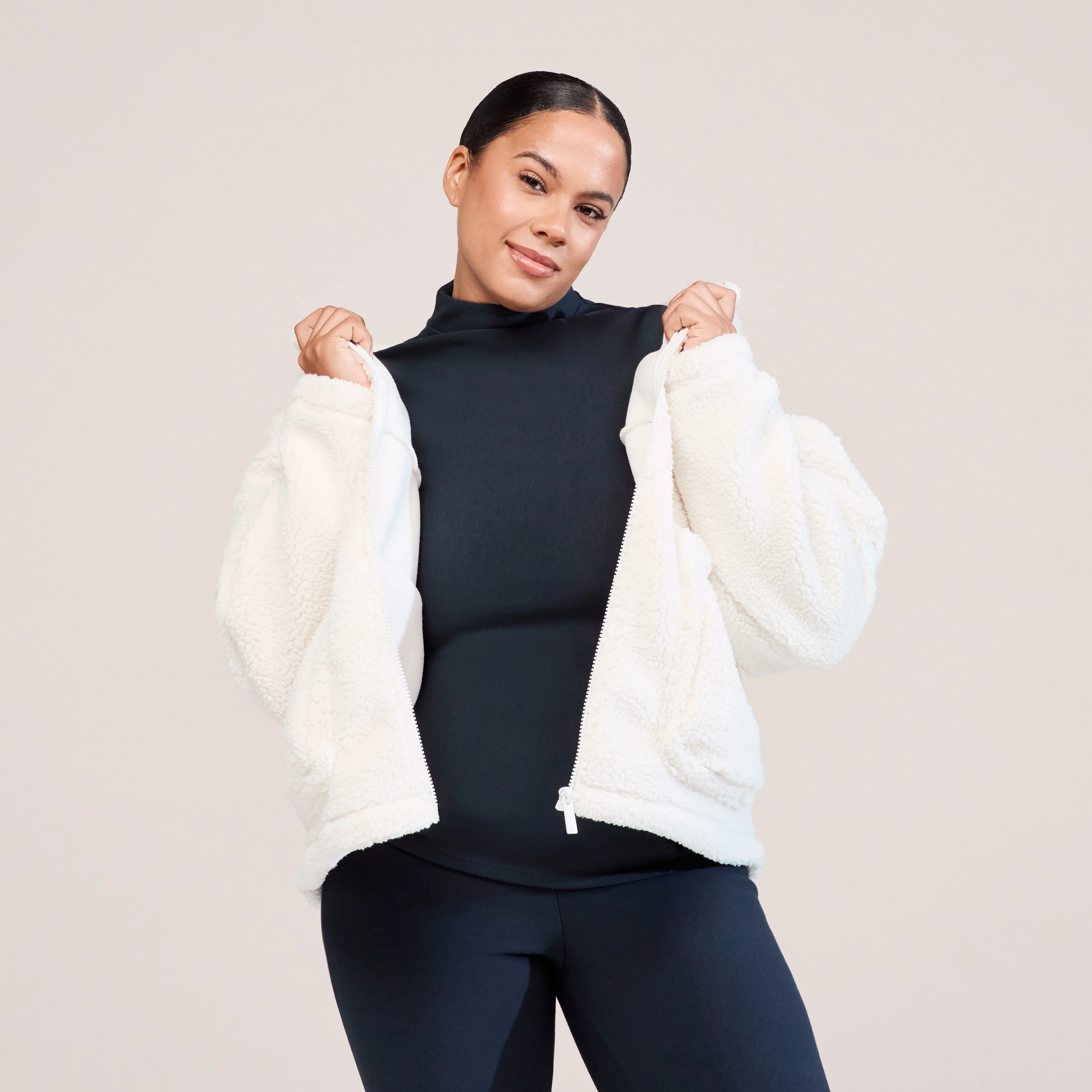 Curve Borg Fleece - Snow White - Image 4