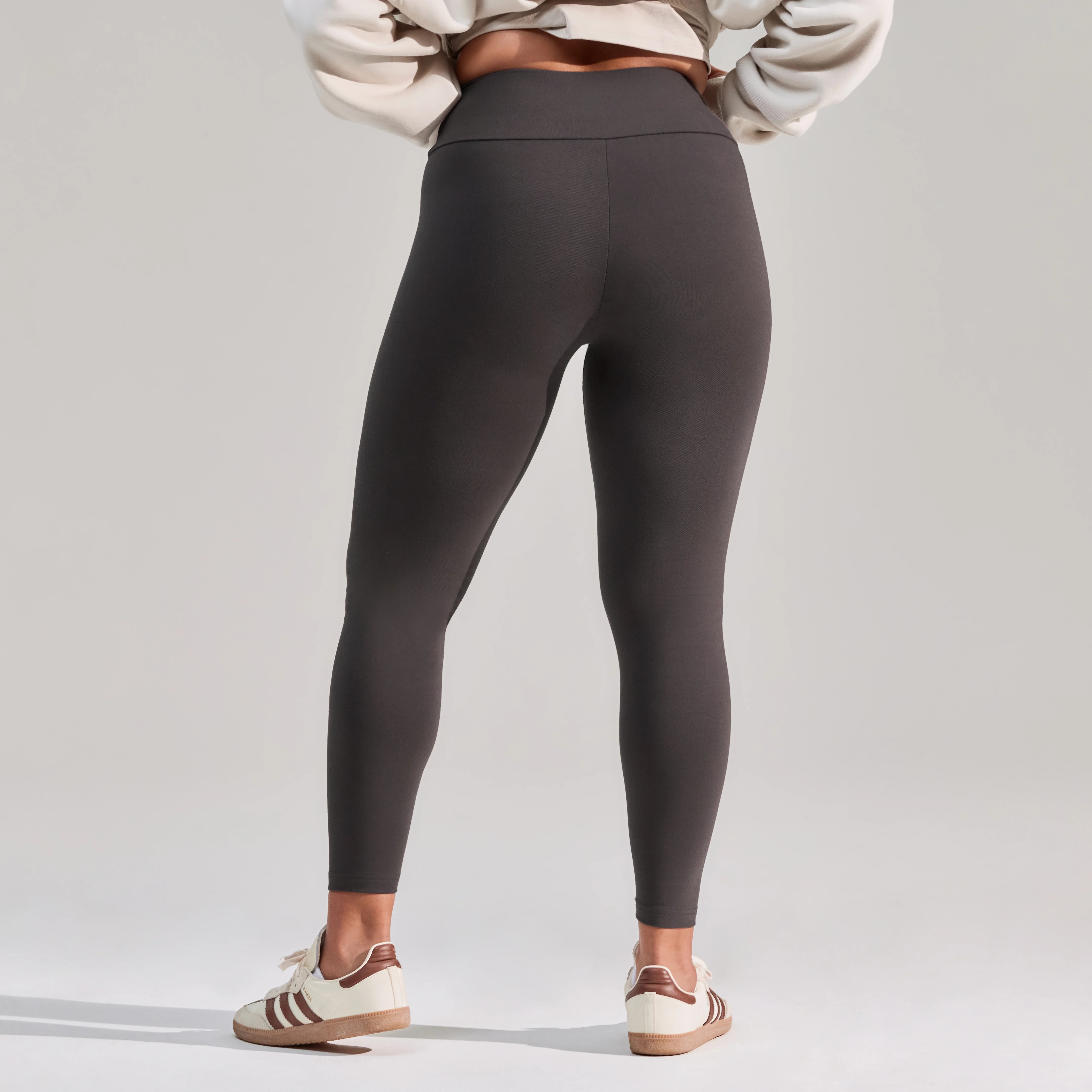 Curve Everyday High Waisted Leggings - Black Coffee - Image 3