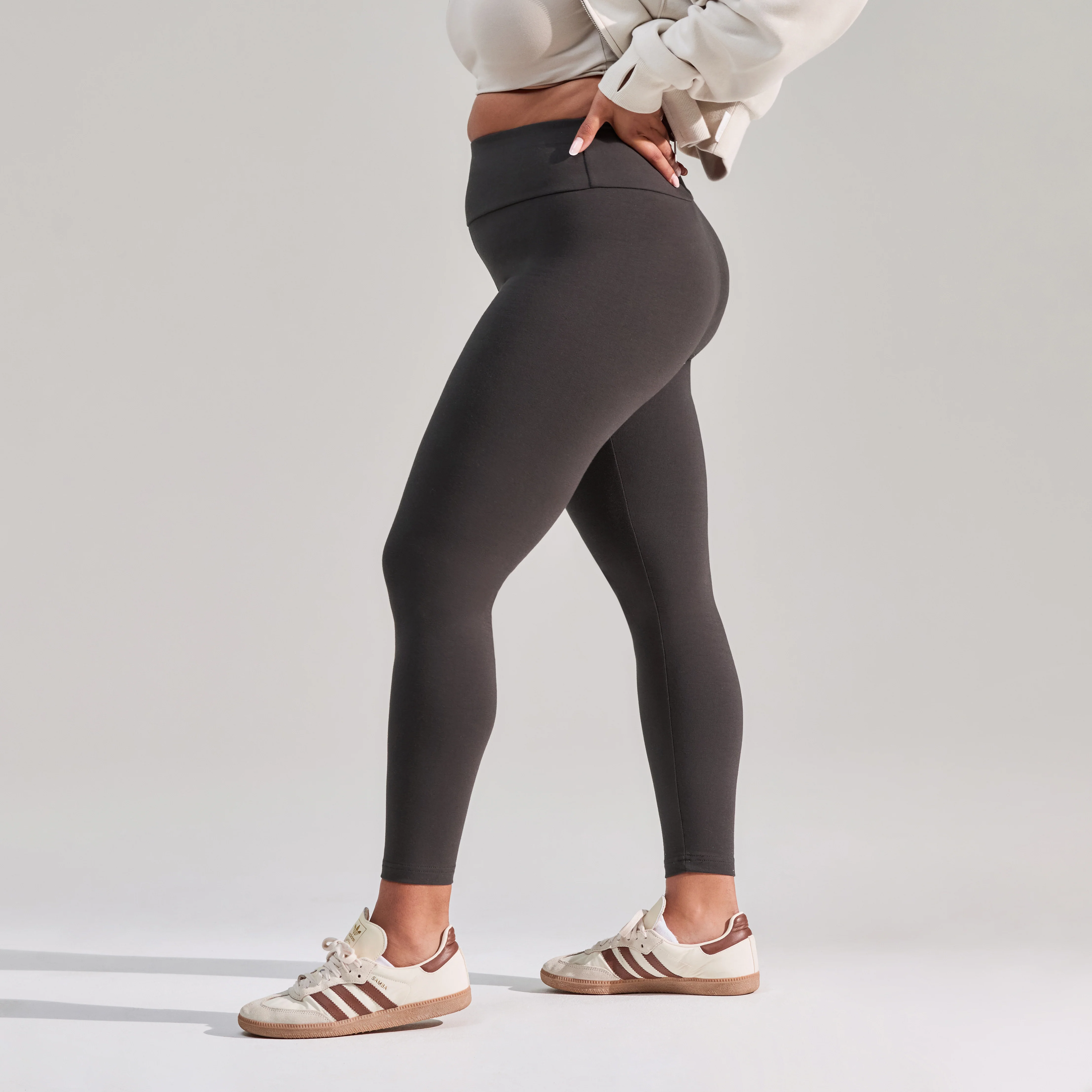Curve Everyday High Waisted Leggings - Black Coffee - Image 6