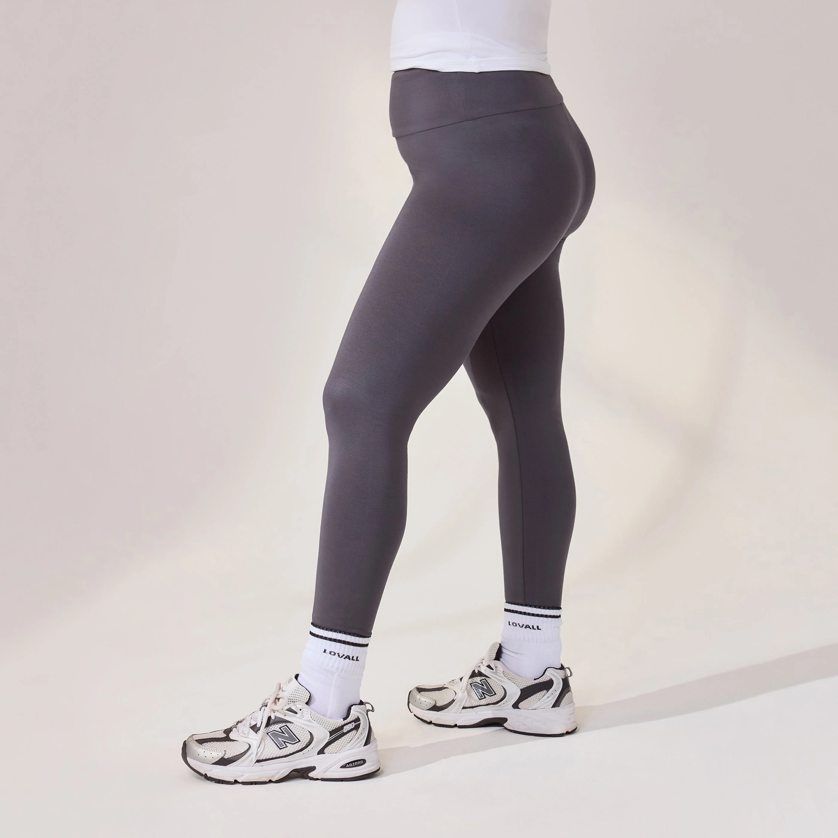 Curve Lightweight Everyday High Waisted Leggings - Odyssey Grey - Image 5