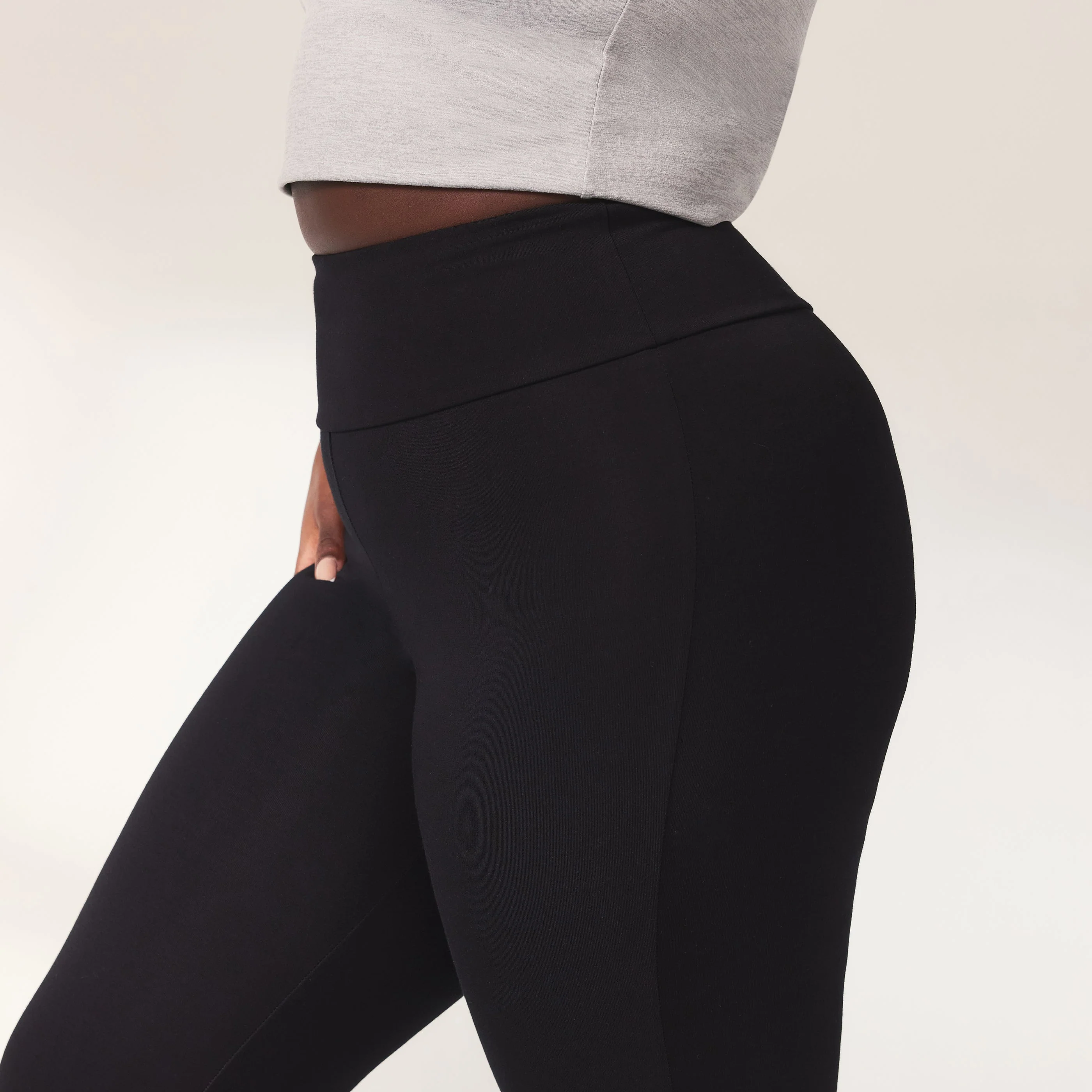 Curve lightweight Flare Leggings - Black - Image 4