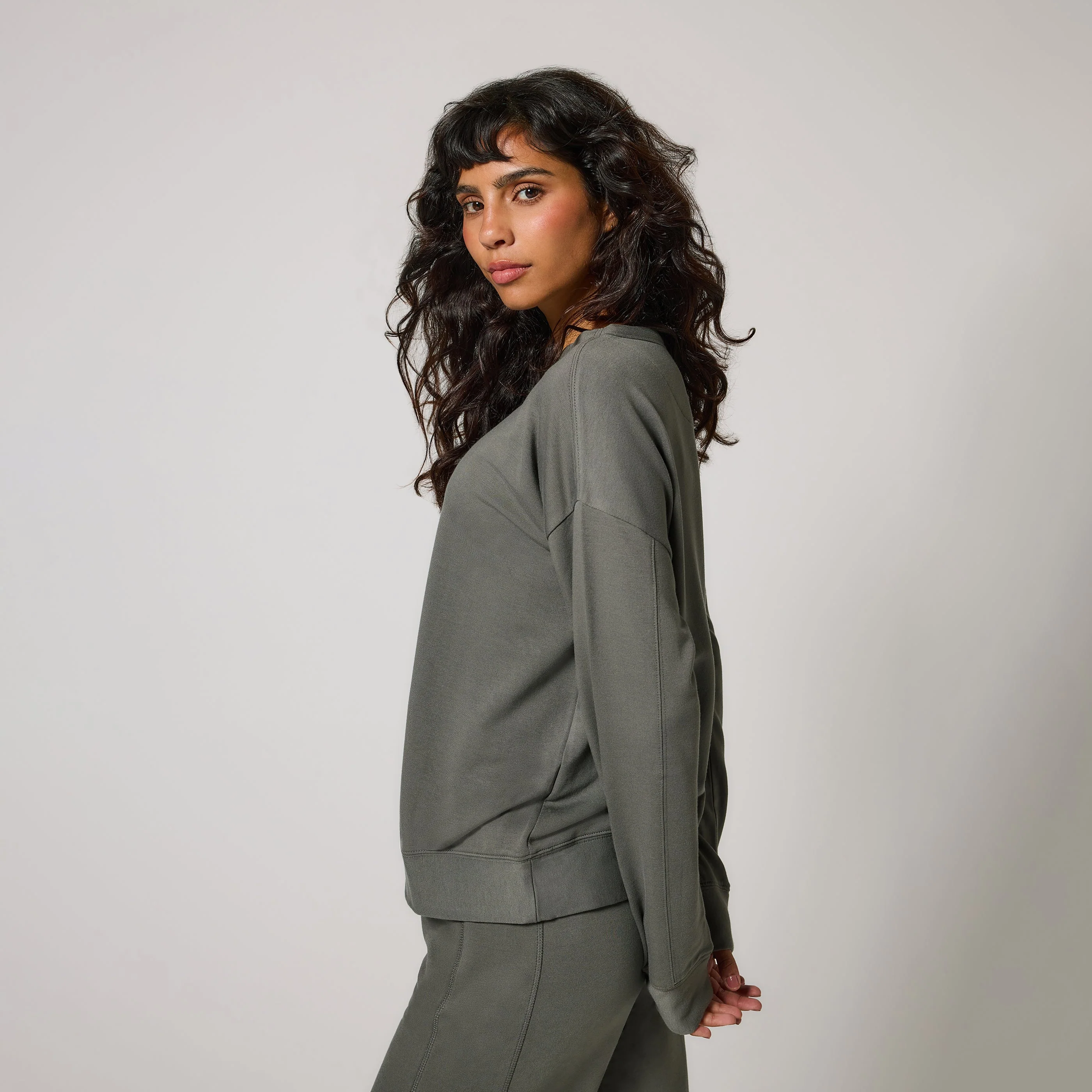 Curve Luxe Lounge Sweatshirt - Slate Green - Image 6
