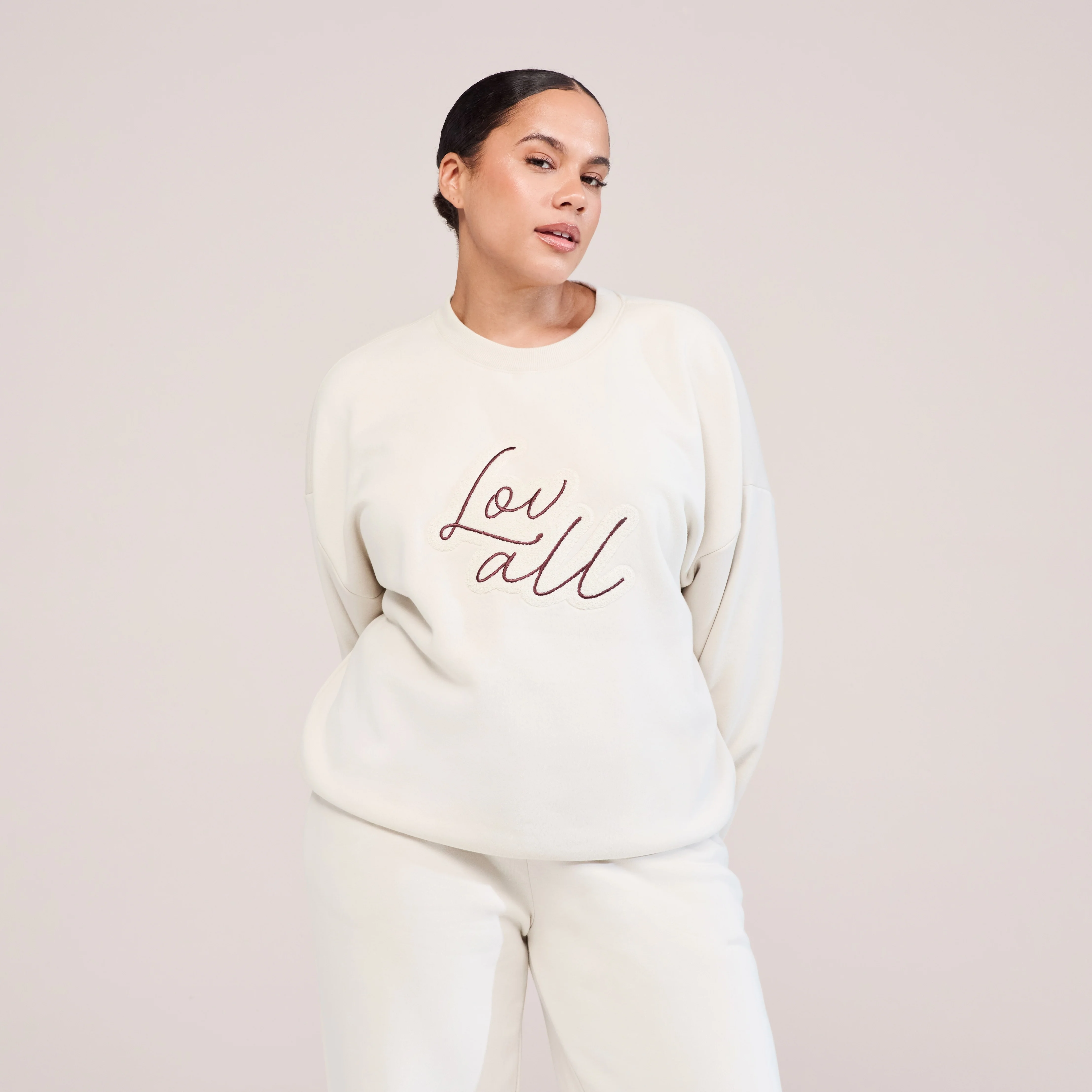 Curve Organic Oversized Sweatshirt Lovall Script - Ecru