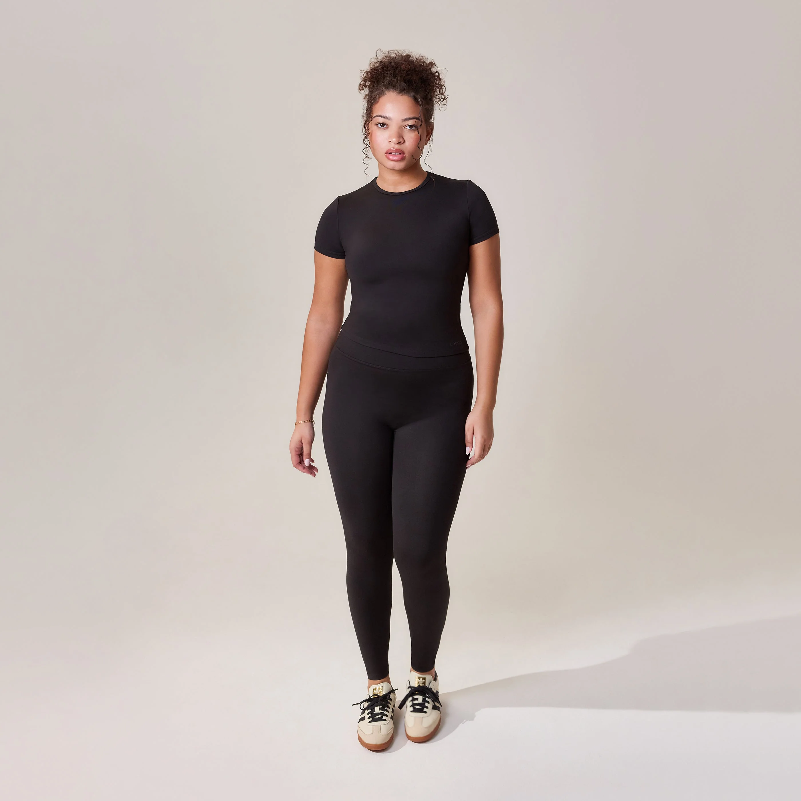 Curve Ultimate Everyday T-shirt - Black - Image 2