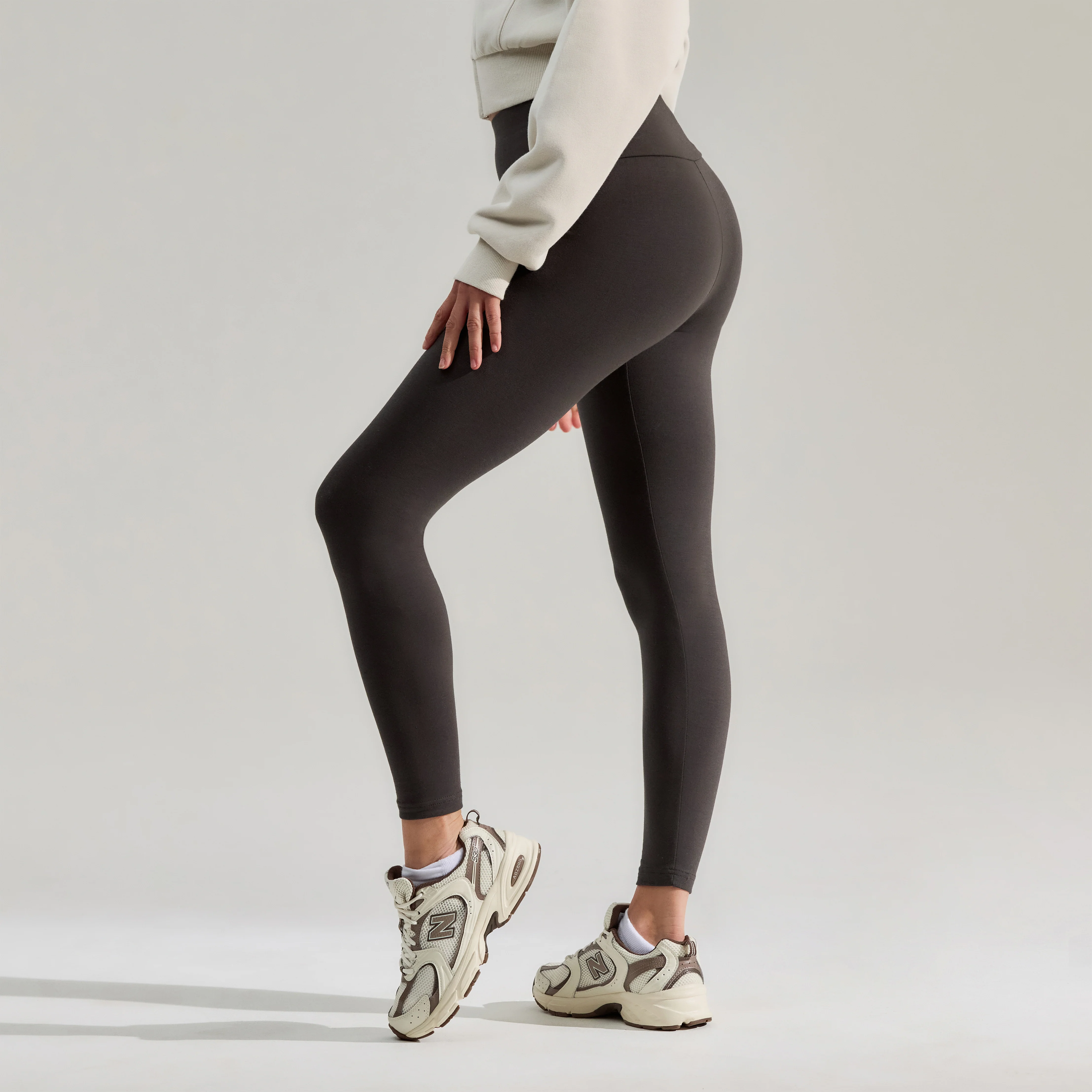 Everyday High Waisted Leggings - Black Coffee - Image 5