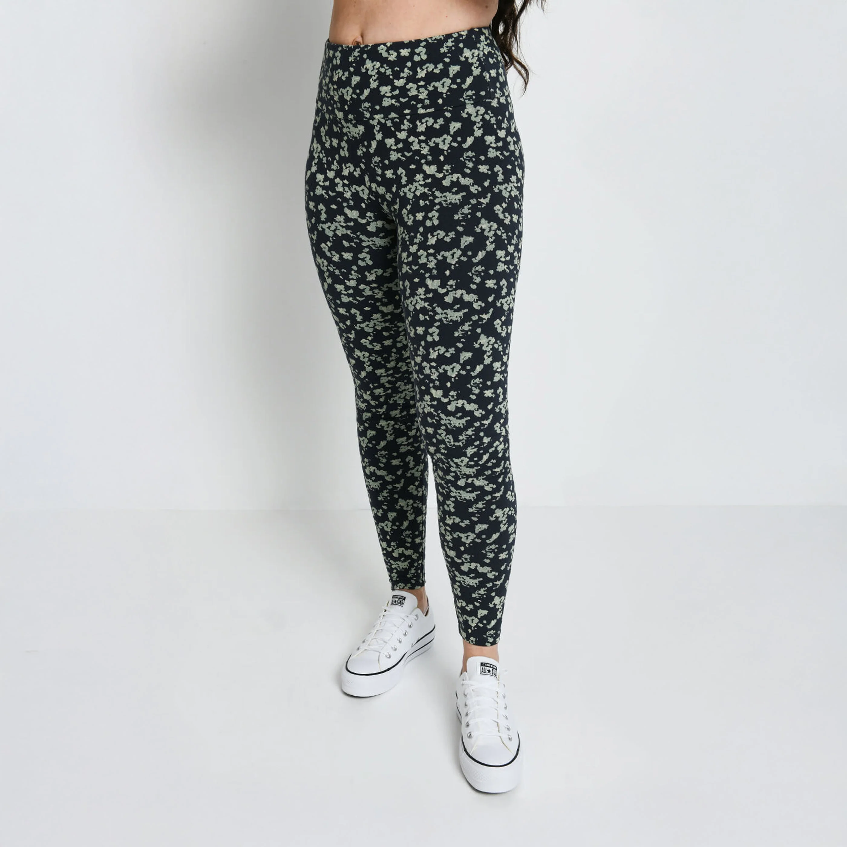 Everyday High Waisted Leggings - Navy/Green Floral - Image 2