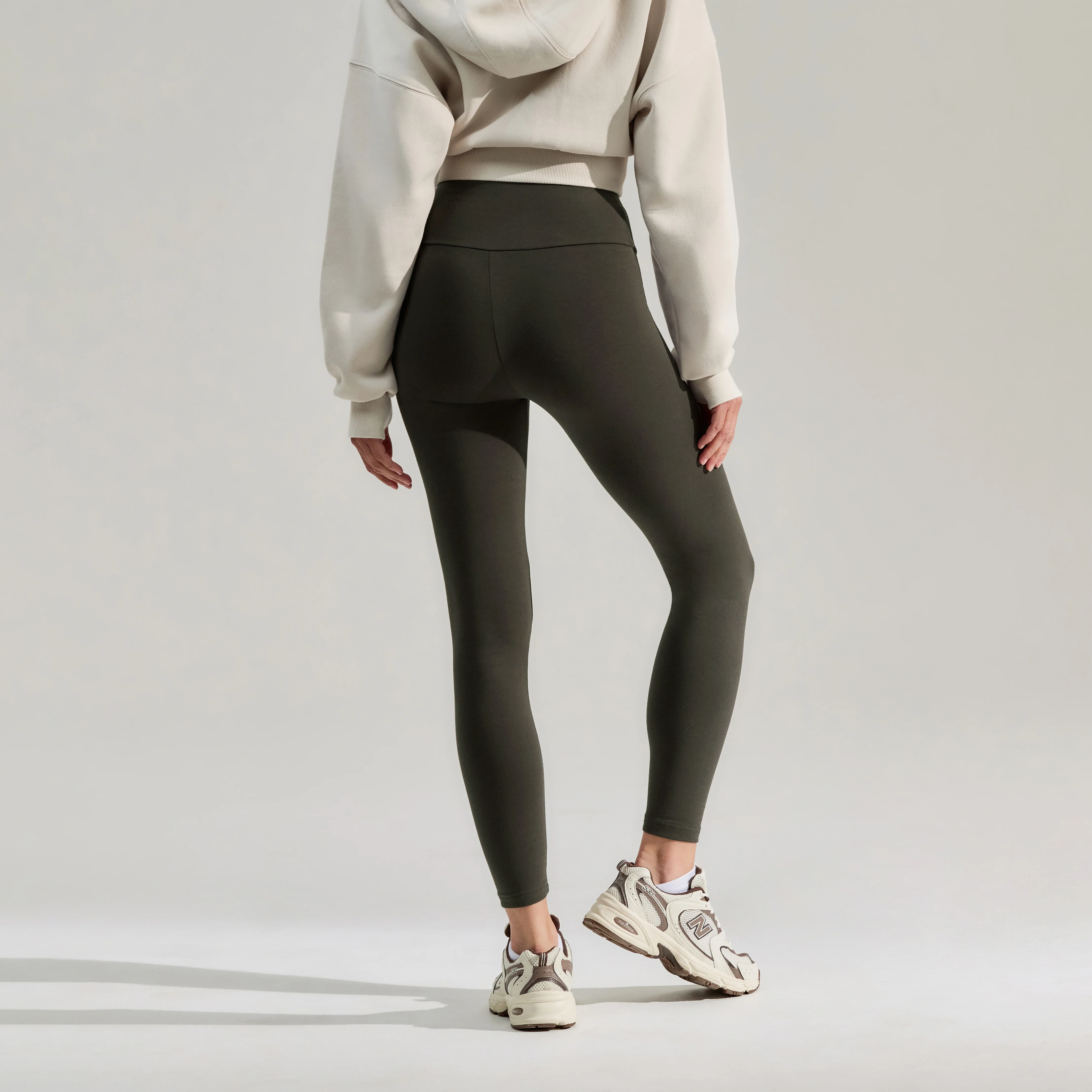 Everyday High Waisted Leggings - Pine - Image 2
