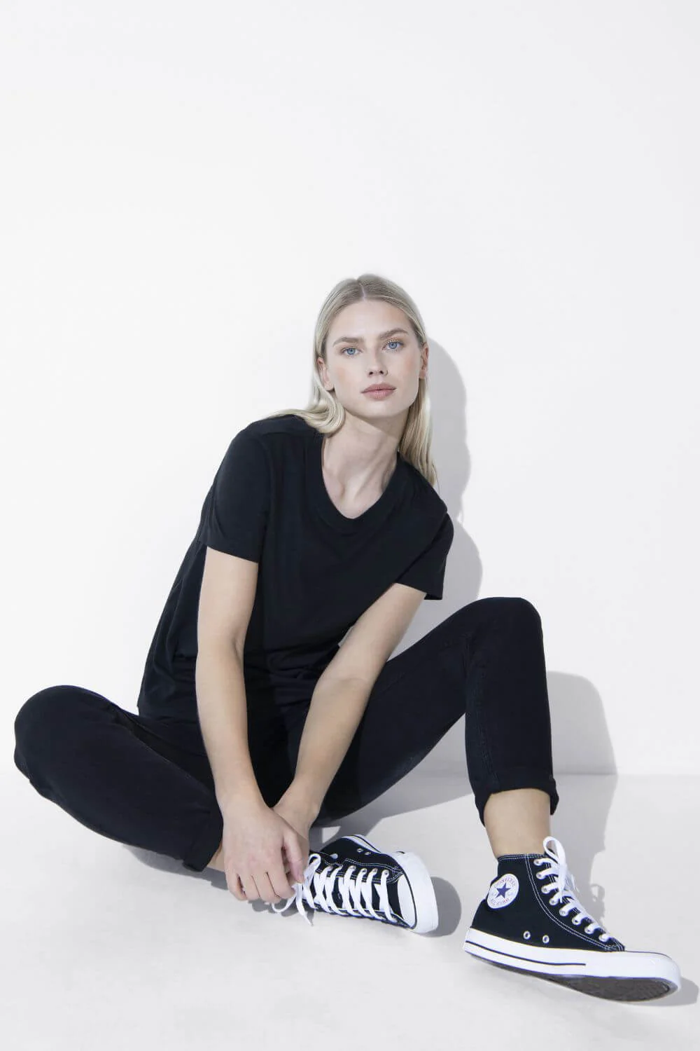 Everyday T-Shirt - Black - Image 6