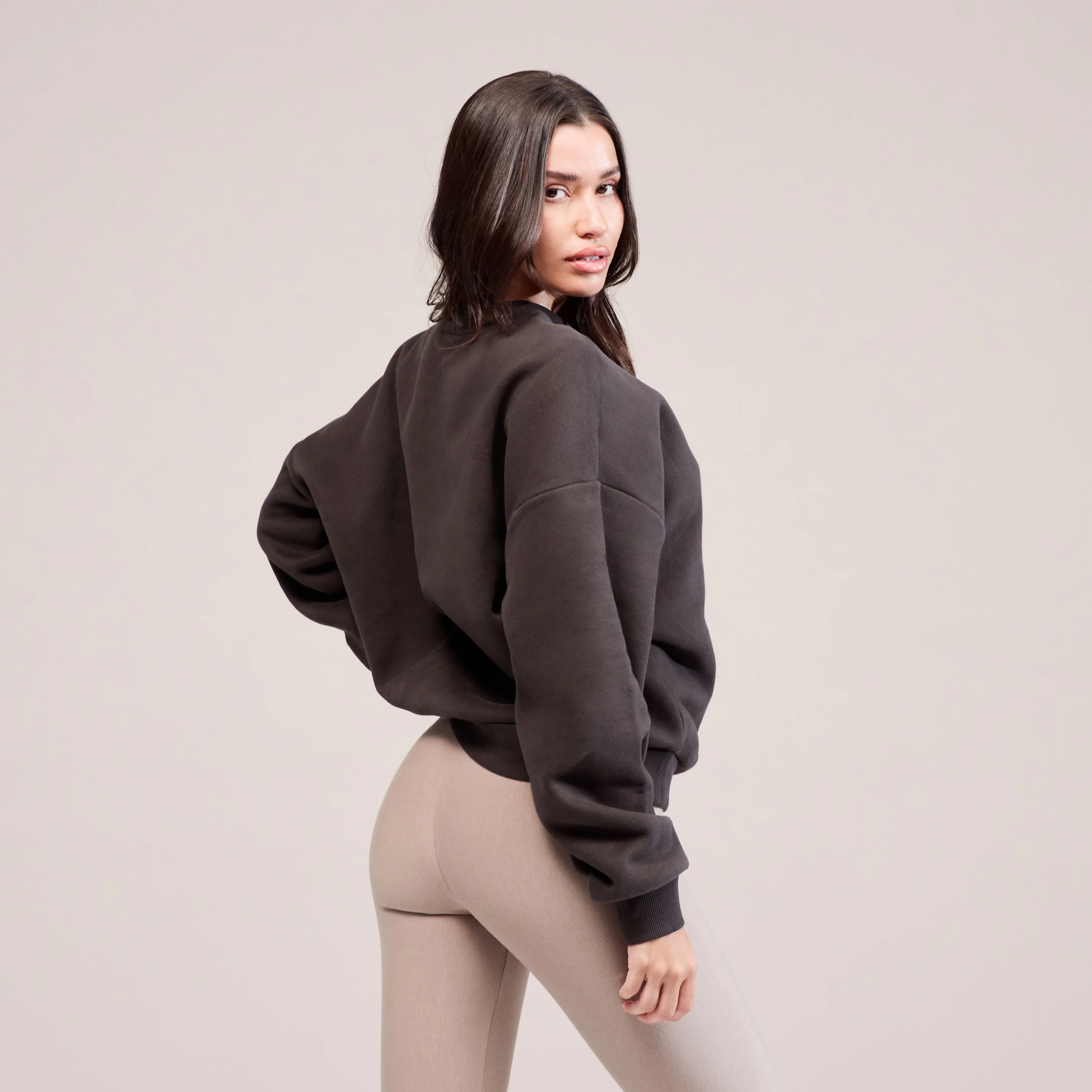 Heavyweight Oversized Sweatshirt Varsity - Black Coffee - Image 3