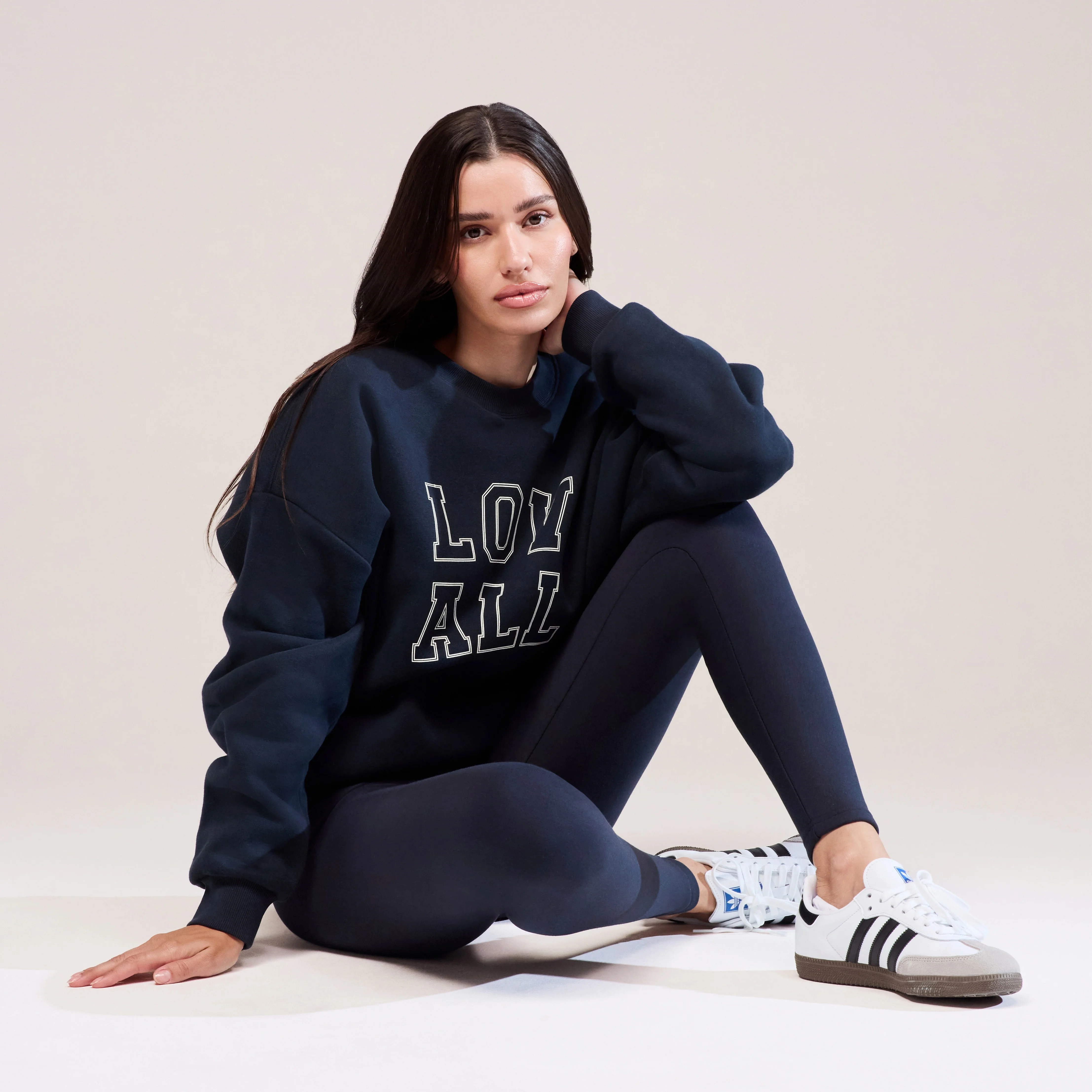 Heavyweight Oversized Sweatshirt Varsity - Vintage Navy - Image 5