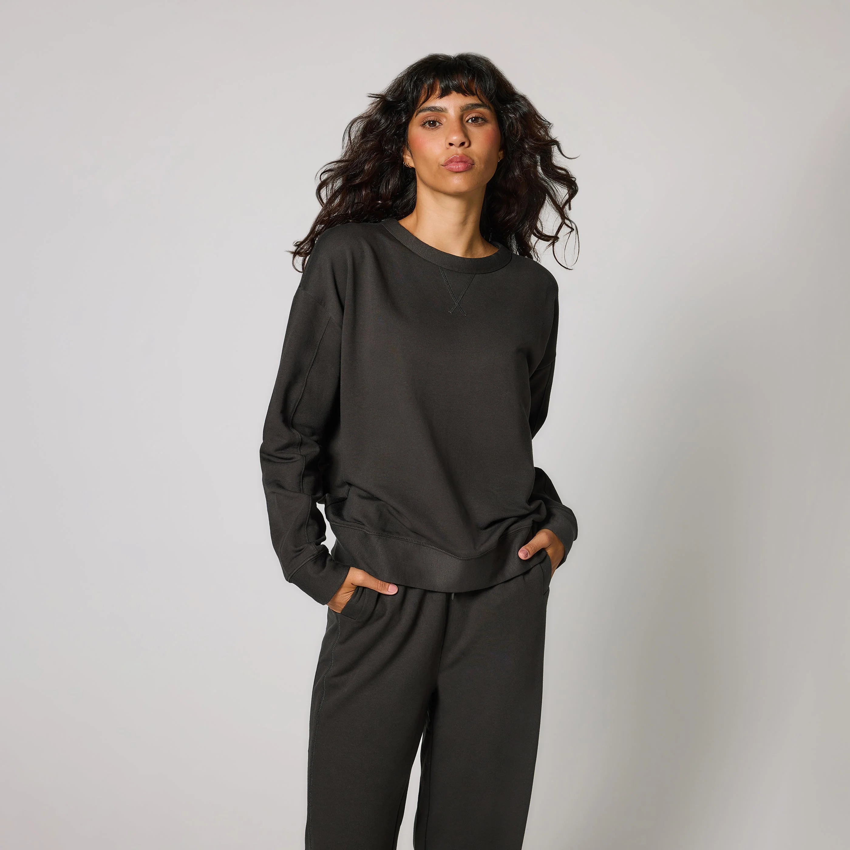 Luxe Lounge Sweatshirt - Black Coffee - Image 2