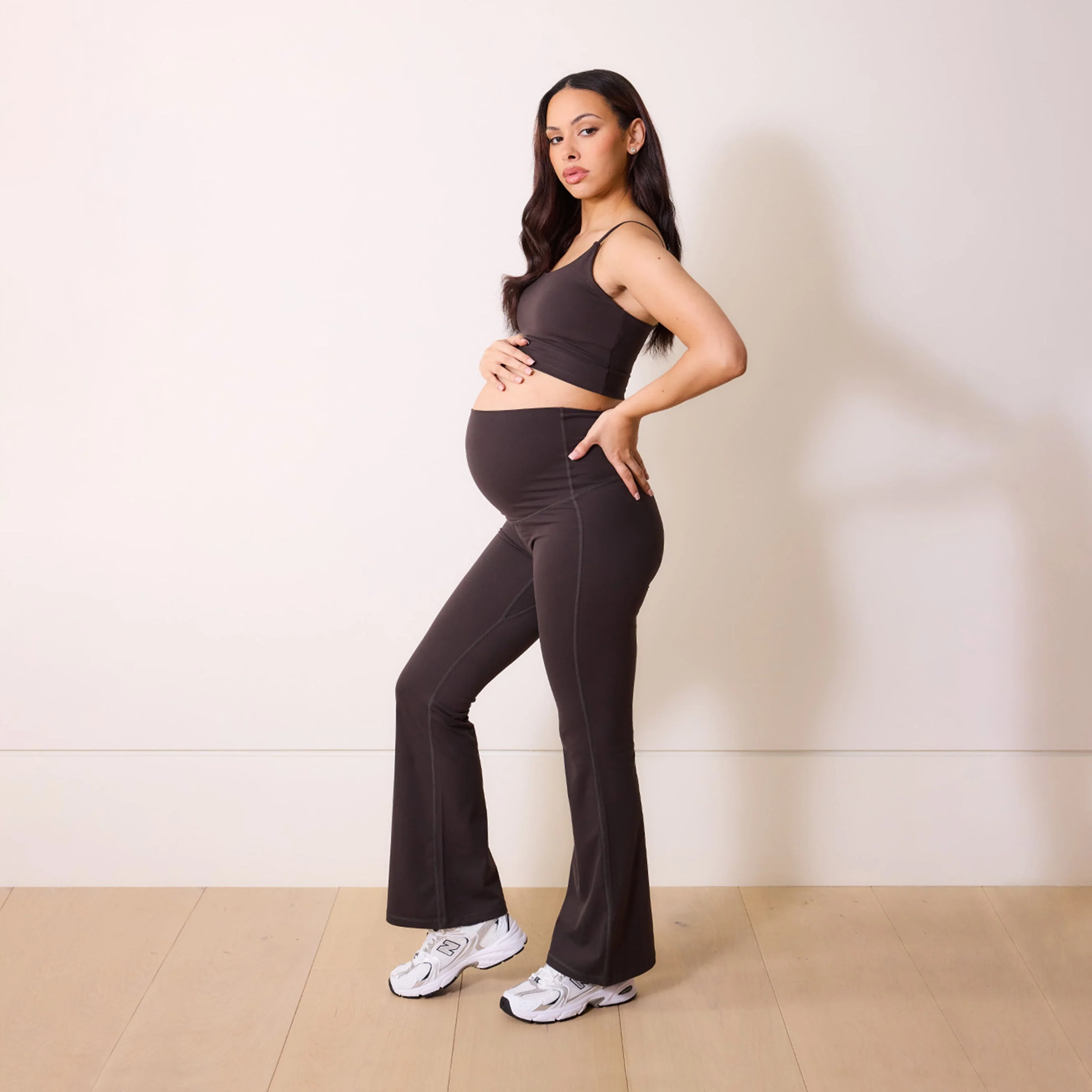Maternity 24/7 Revitalise Flare Leggings - Black Coffee - Image 2