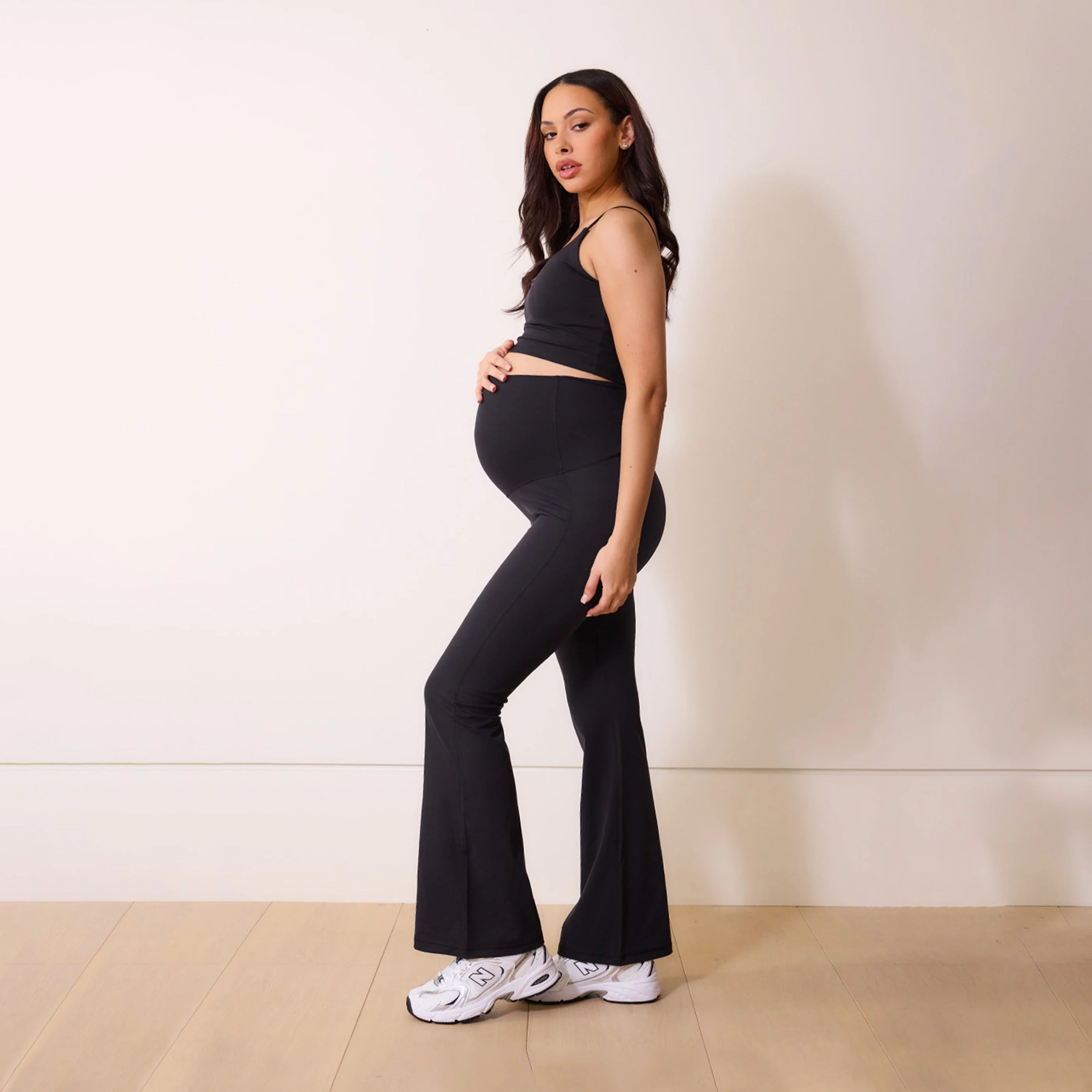 Maternity 24/7 Revitalise Flare Leggings - Midnight Black - Image 2