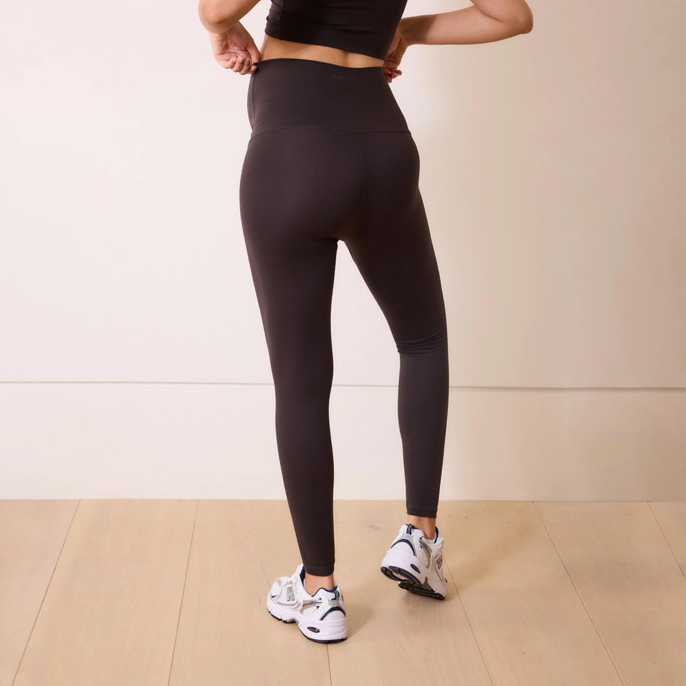 Maternity 24/7 Revitalise Leggings - Black Coffee - Image 6