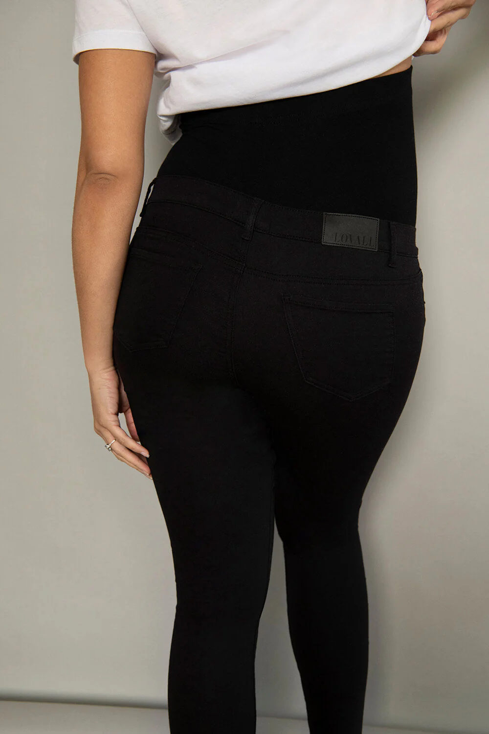 Ankle Grazer Maternity Jeggings - Black - Image 5