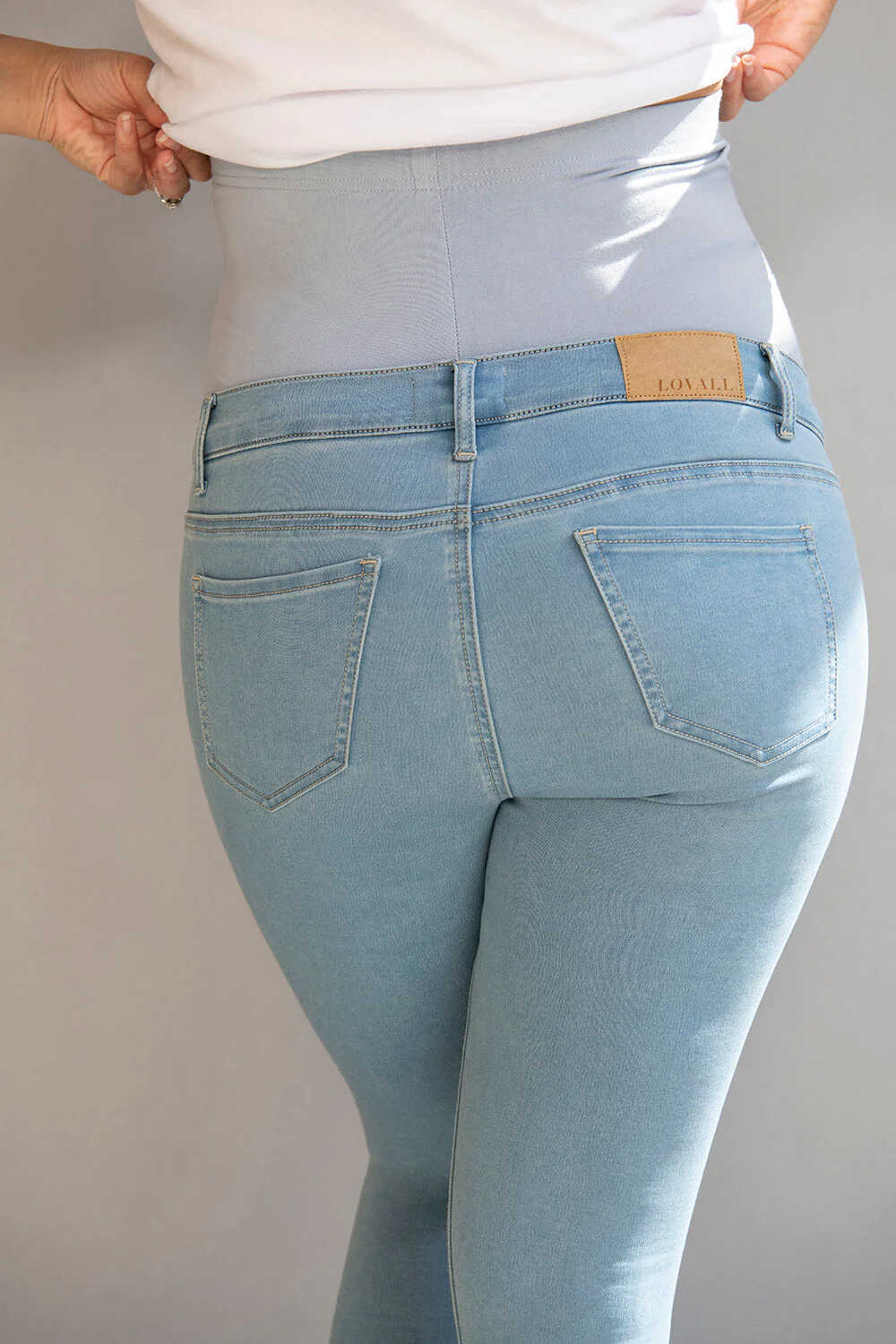Ankle Grazer Maternity Jeggings - Light Blue - Image 5