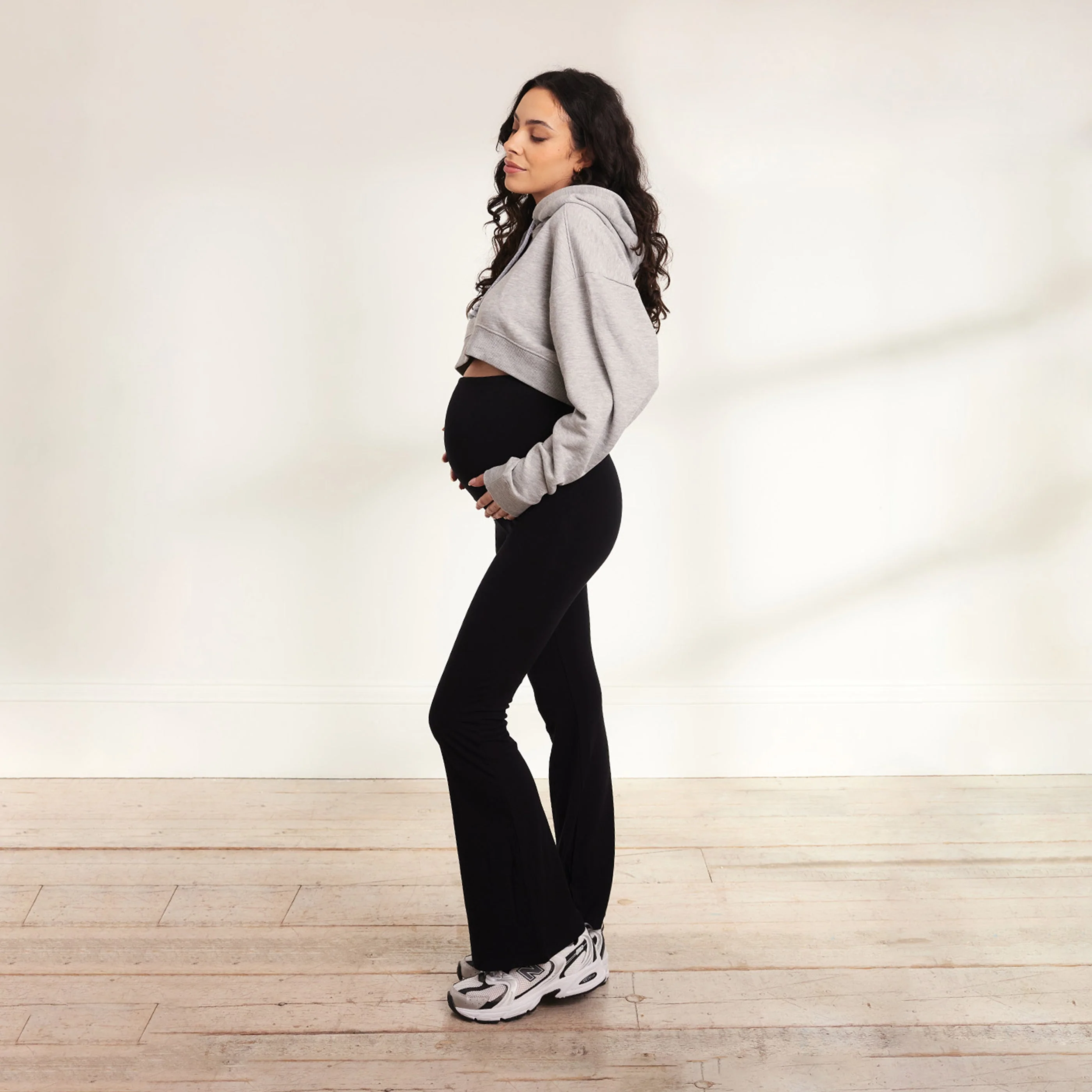 Maternity Lightweight Flare Leggings - Black - Image 2
