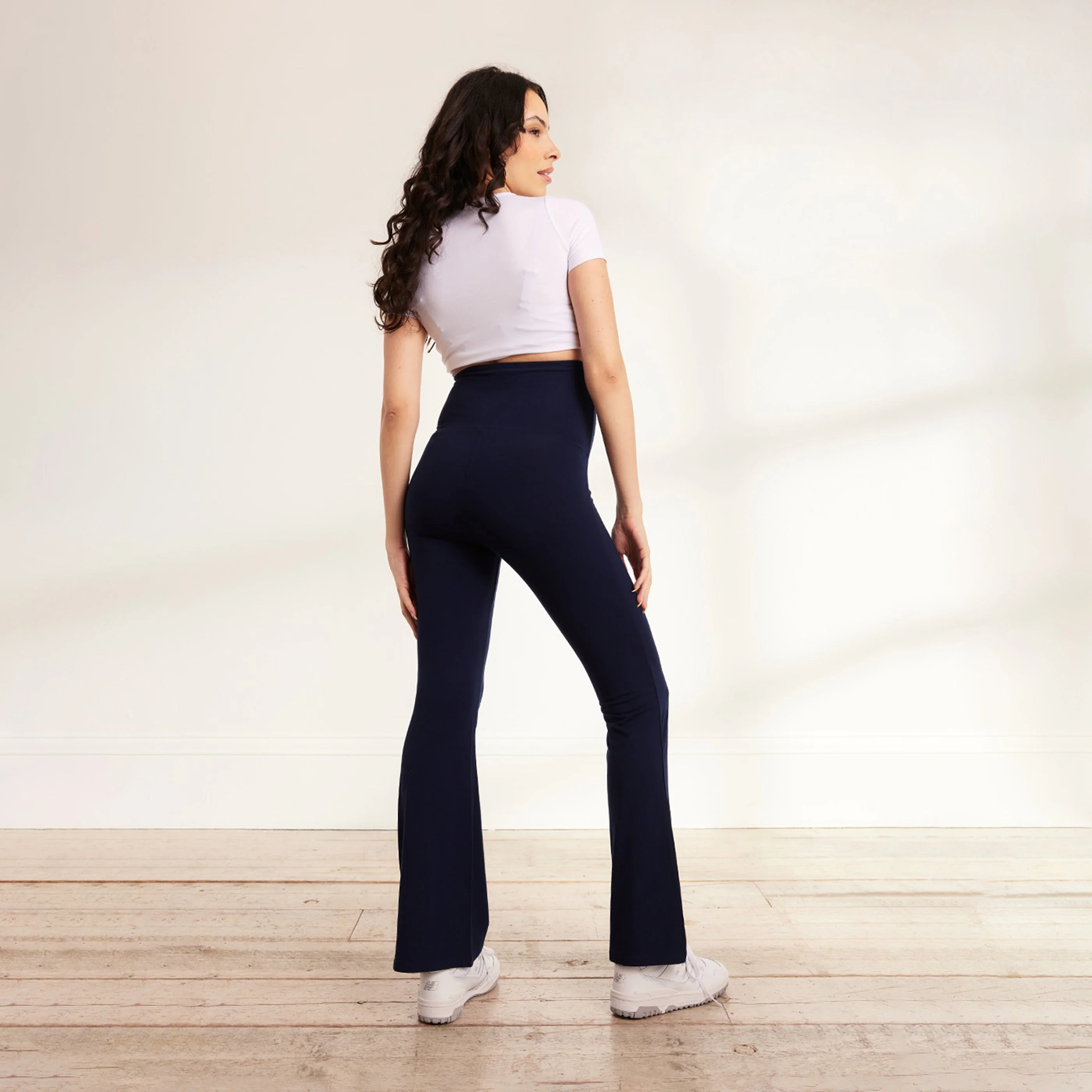 Maternity lightweight Flare Leggings - Navy - Image 2