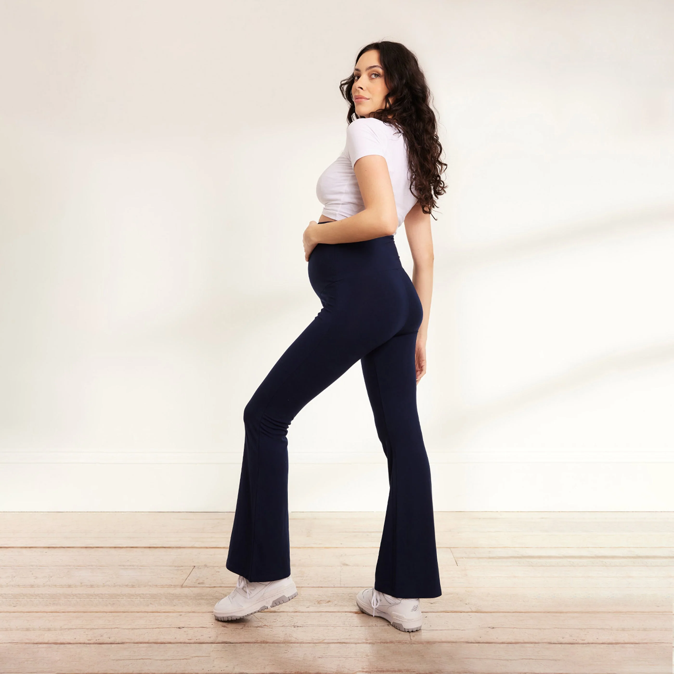 Maternity lightweight Flare Leggings - Navy - Image 3