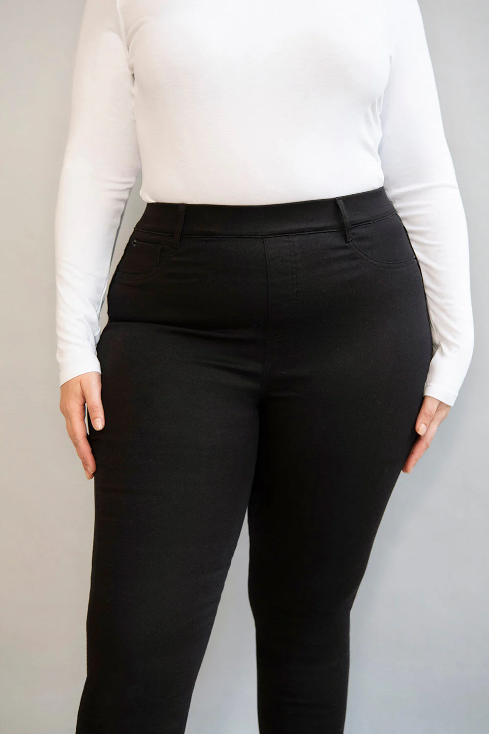 Curve Ultimate Ankle Grazer Jeggings - Black - Image 3