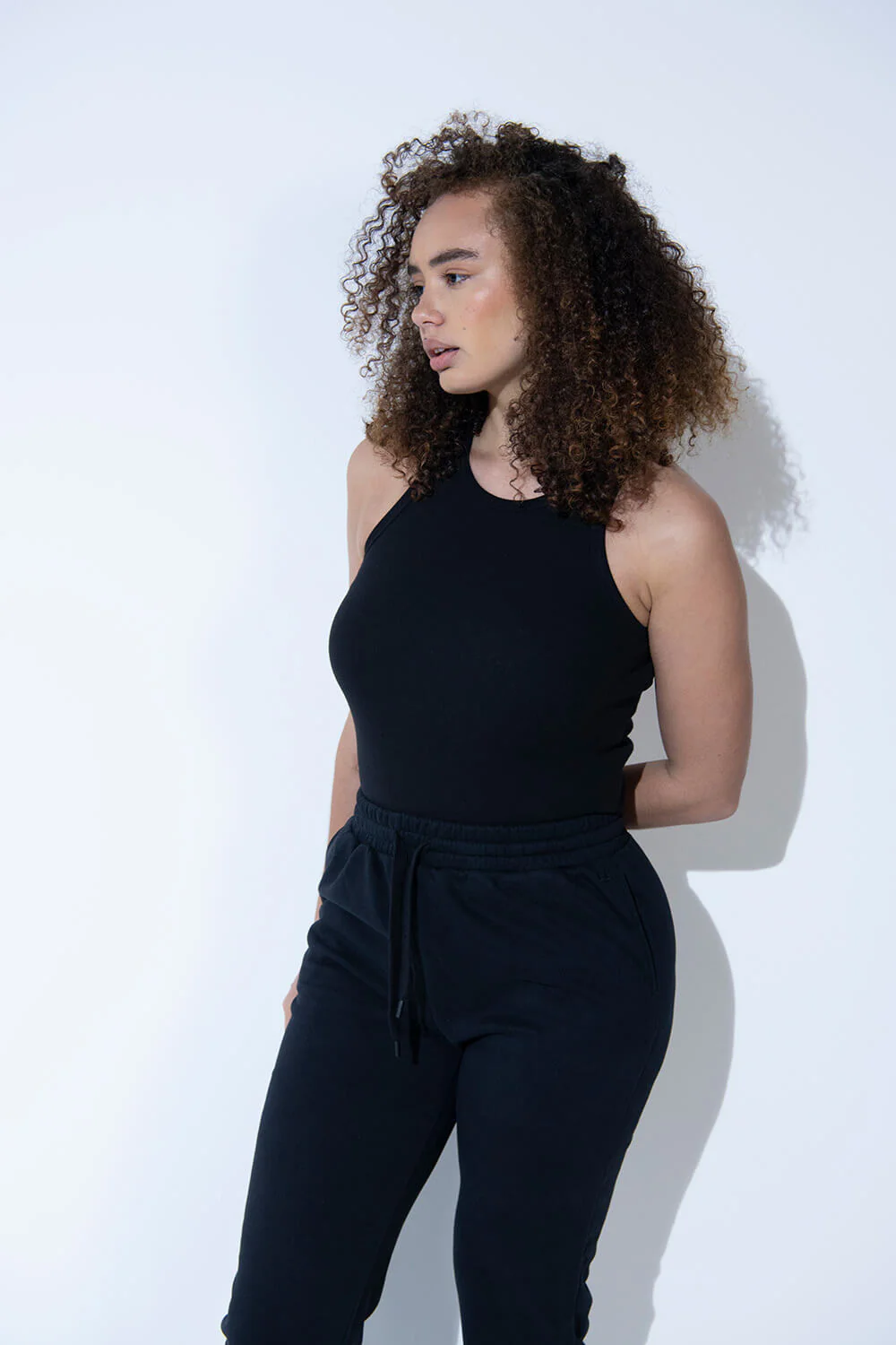 Curve Cotton Rib Tank - Black - Image 6