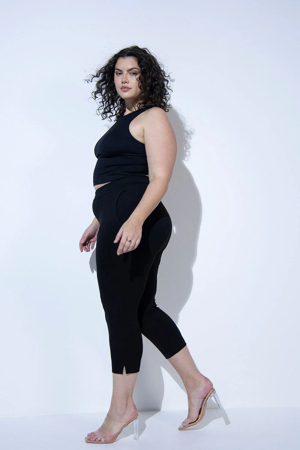 Curve Crop Stretch Trousers - Black - Image 3