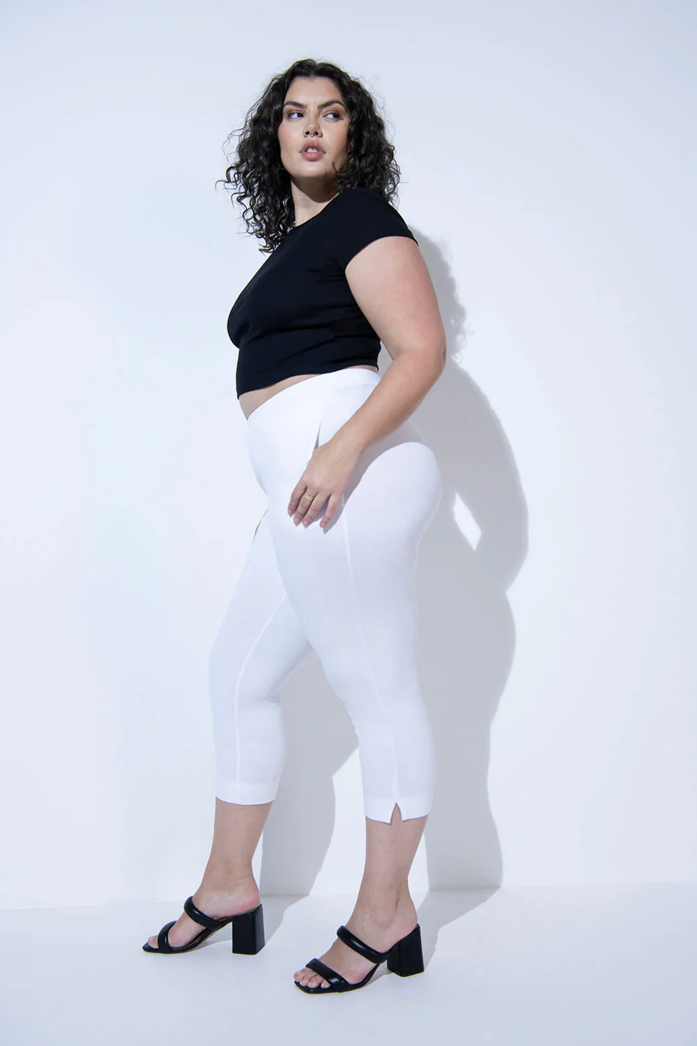 Curve Crop Stretch Trousers - White - Image 3