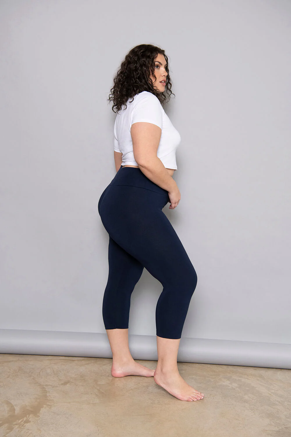Curve Cropped Lightweight Leggings - Navy - Image 2