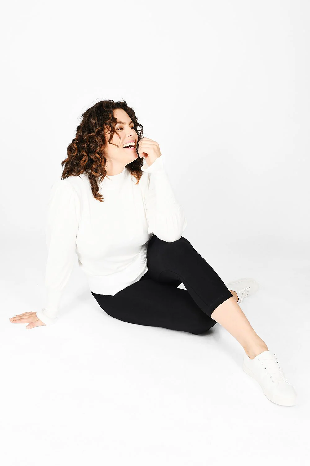 Curve Everyday Cropped Leggings - Black - Image 5