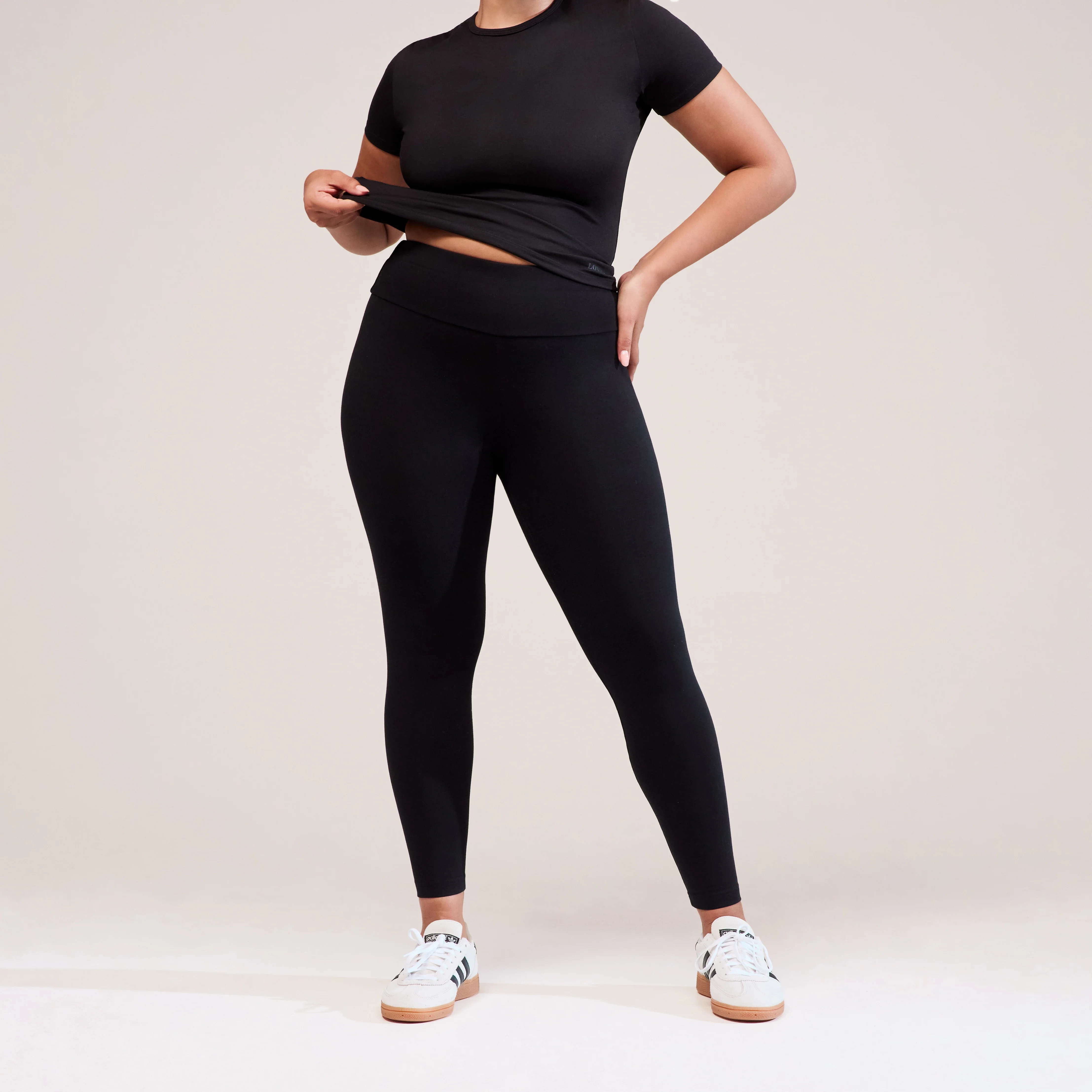 Curve Everyday High Waisted Leggings - Black - Image 5