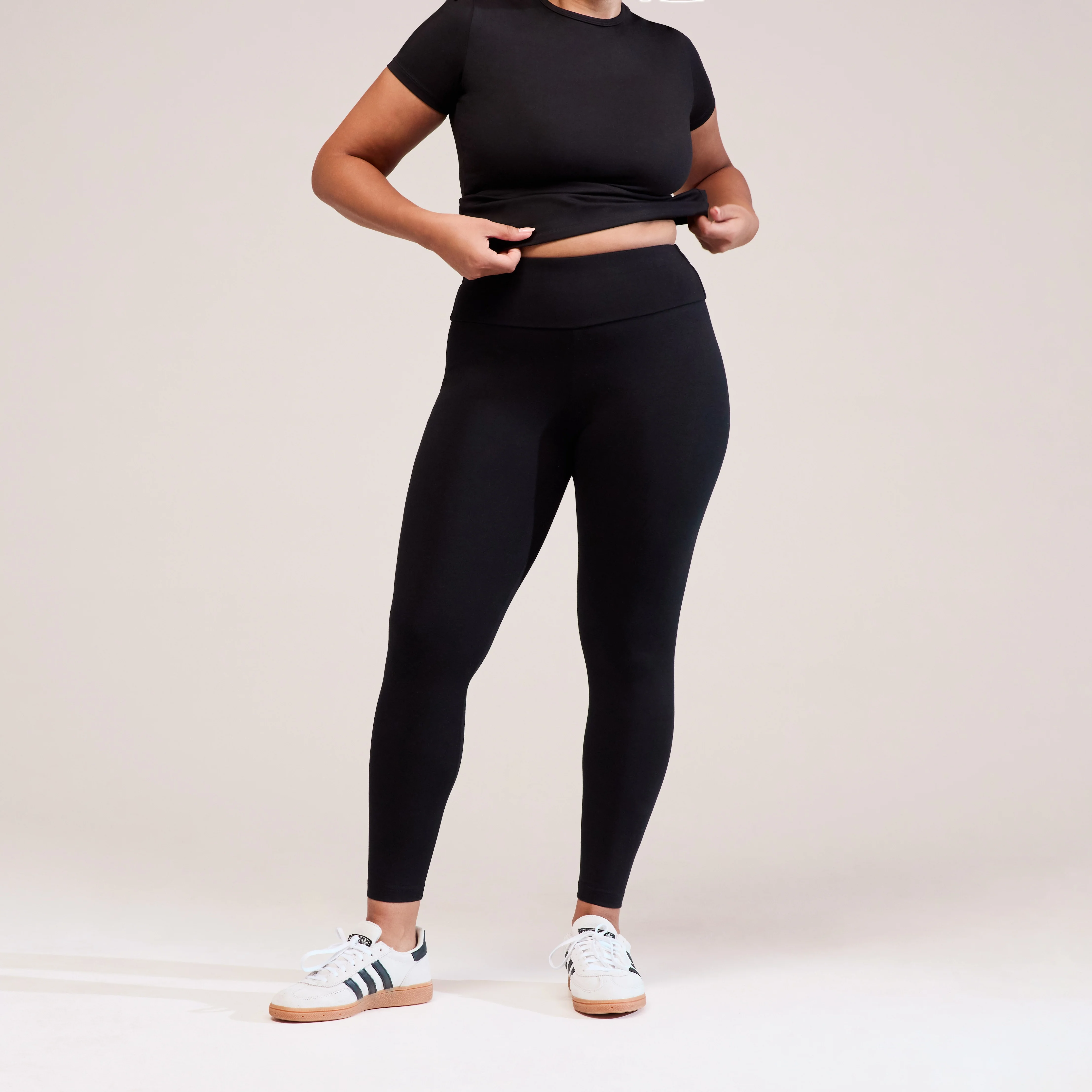 Curve Everyday High Waisted Leggings - Black - Image 6