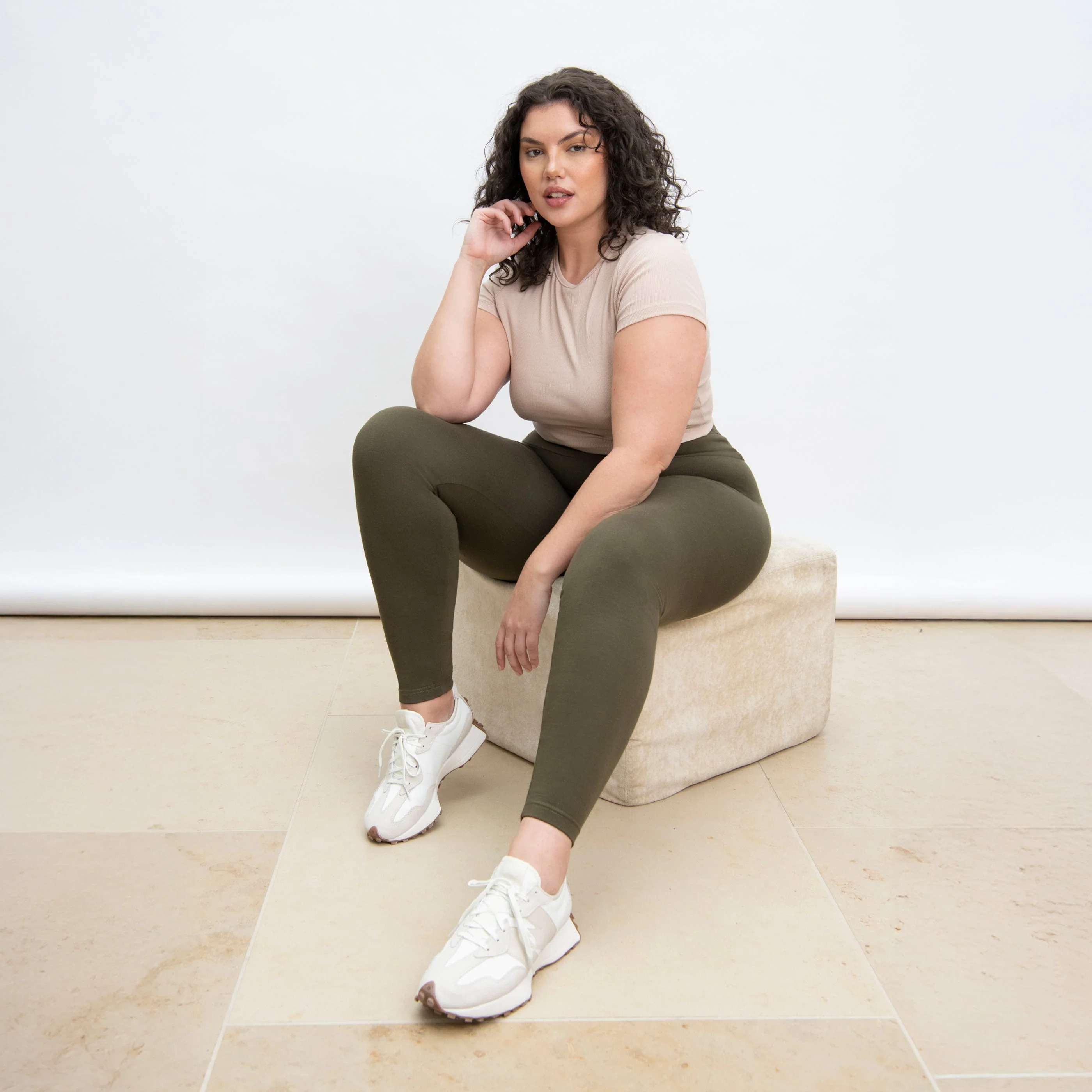 Curve Everyday High Waisted Leggings - Khaki Green - Image 5
