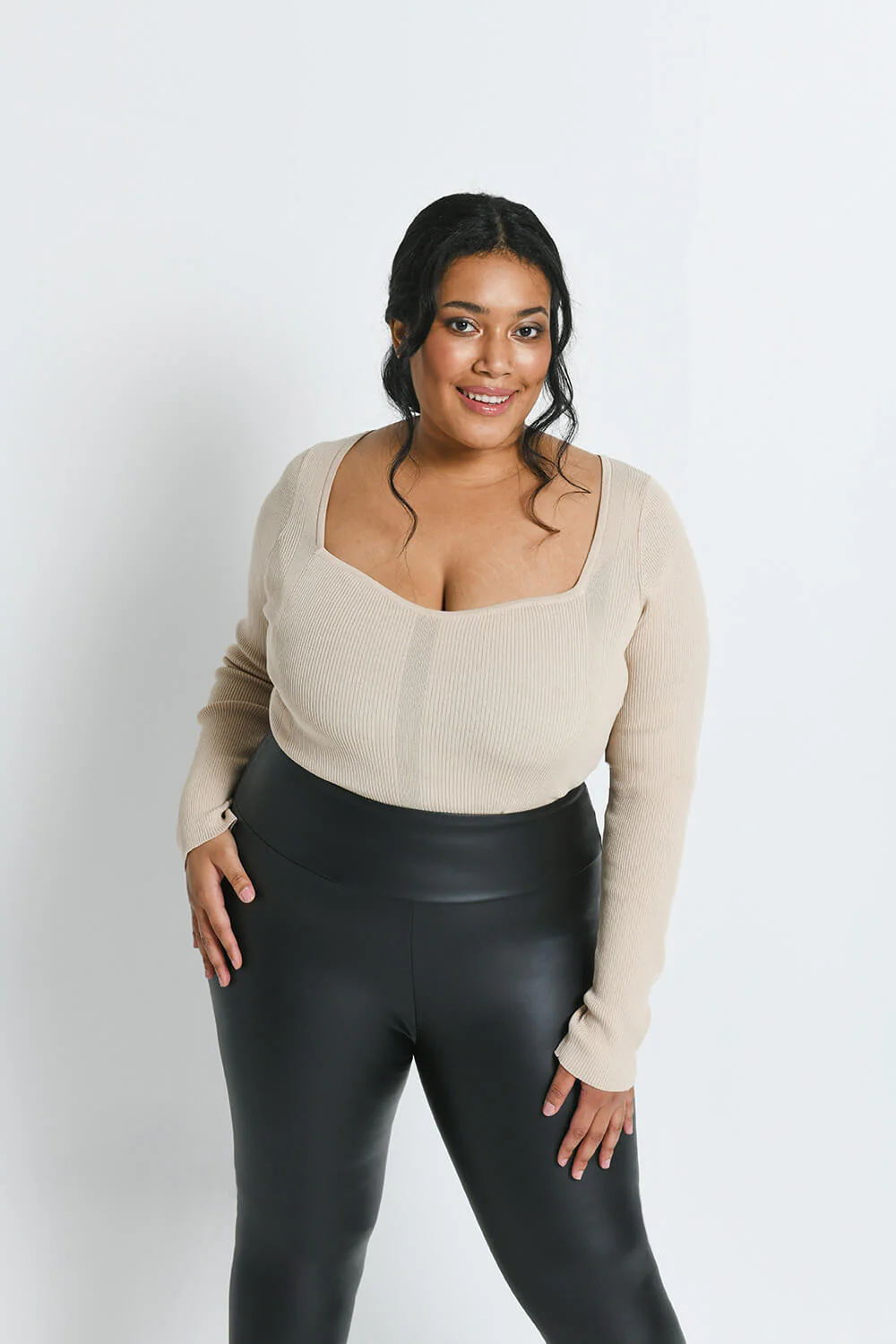 Curve Leather Look High Waisted Leggings - Black - Image 2