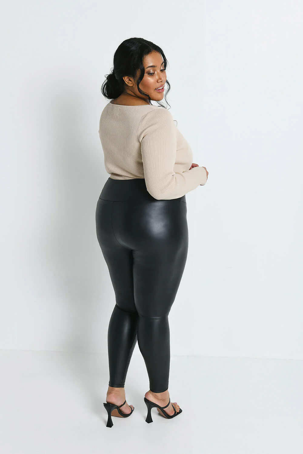 Curve Leather Look High Waisted Leggings - Black - Image 3