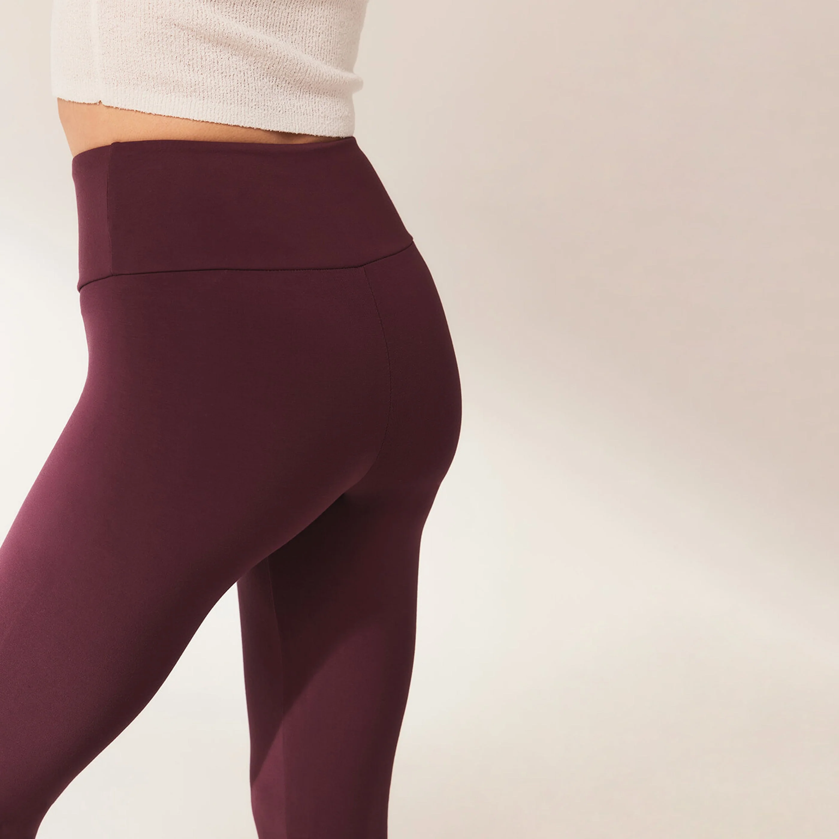 Curve Lightweight Everyday High Waisted Leggings - Burgundy - Image 5