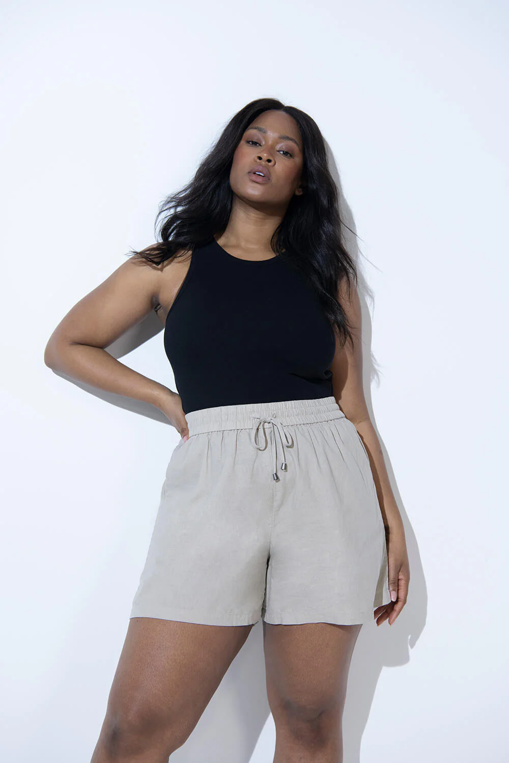 Curve Linen Shorts - Stone - Image 4
