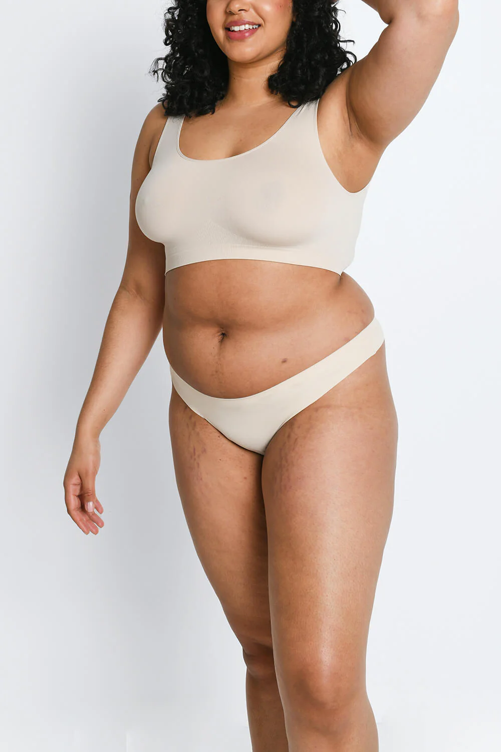 Curve Seamless Thongs 3 Pack - Image 3