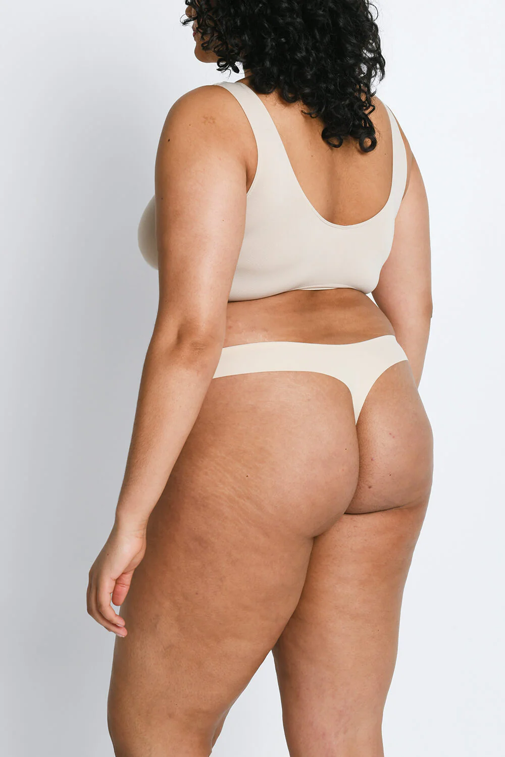 Curve Seamless Thongs 3 Pack - Image 4