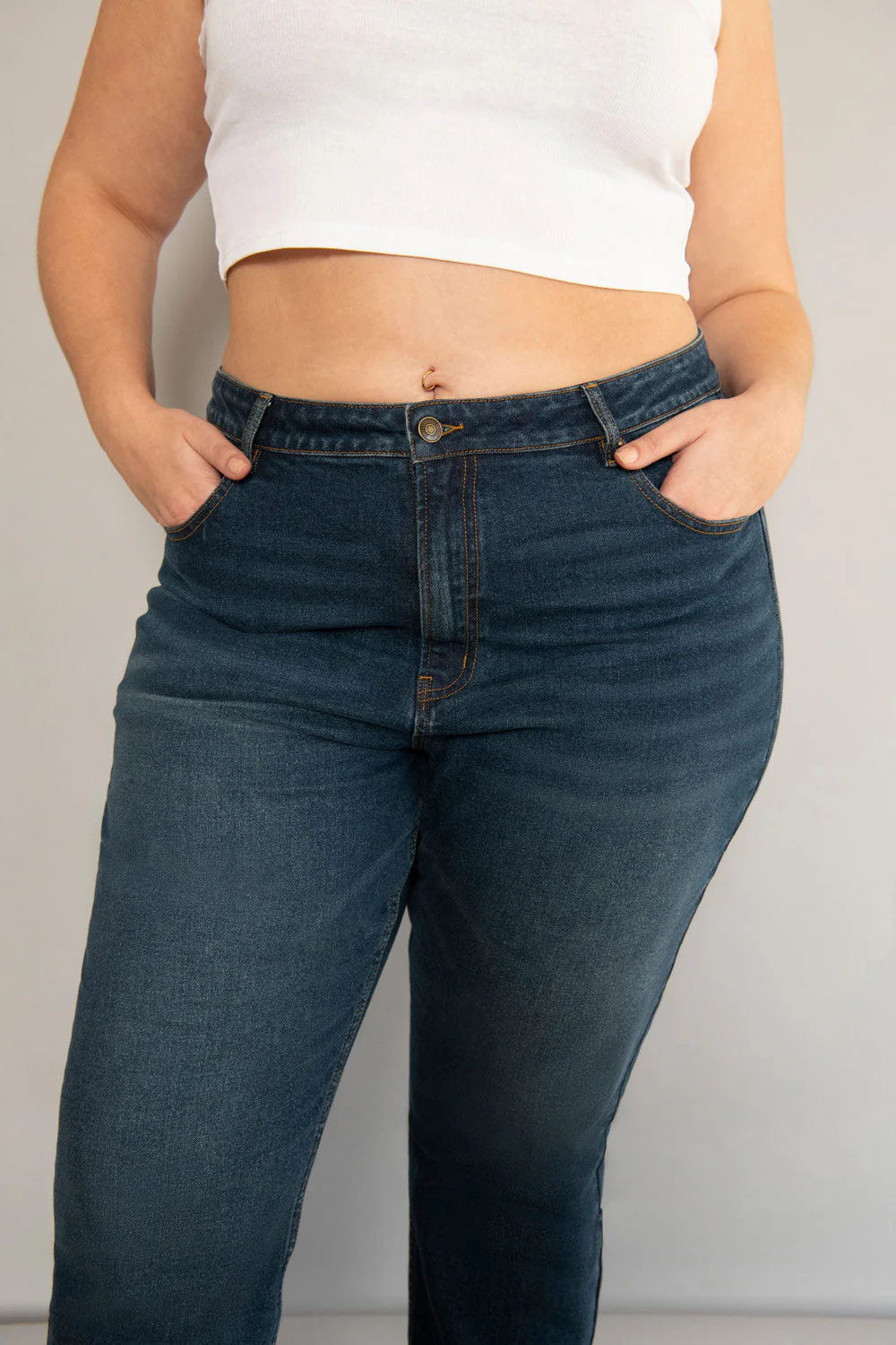 Curve Straight Jeans - Dark Blue - Image 4