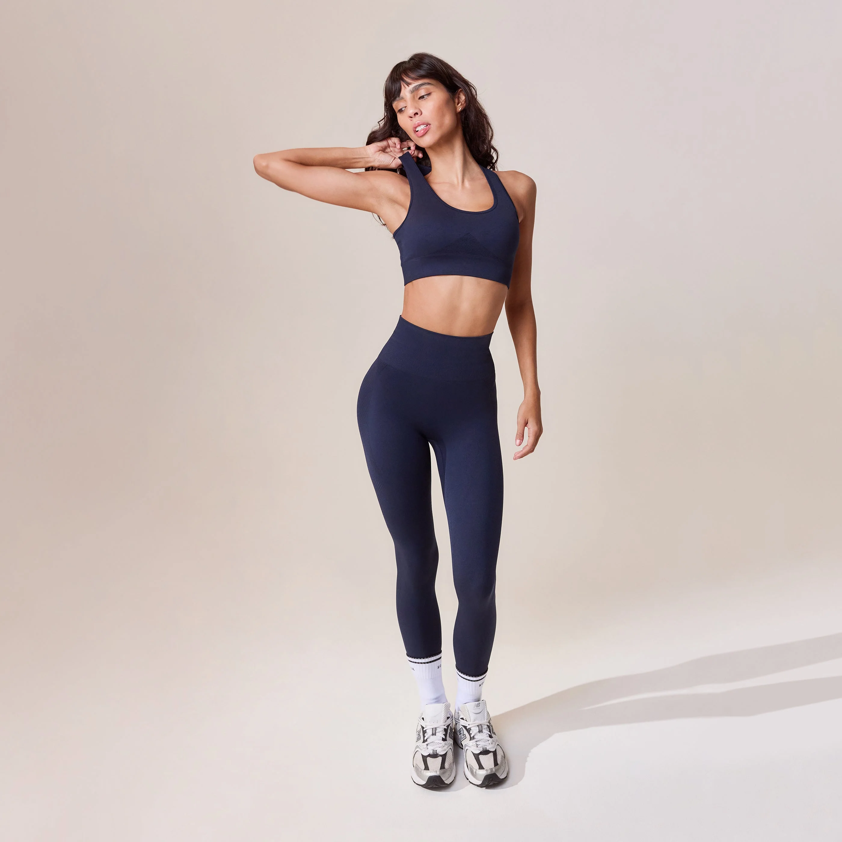 Sculpt Seamless Sports Bra - Deep Navy - Image 2